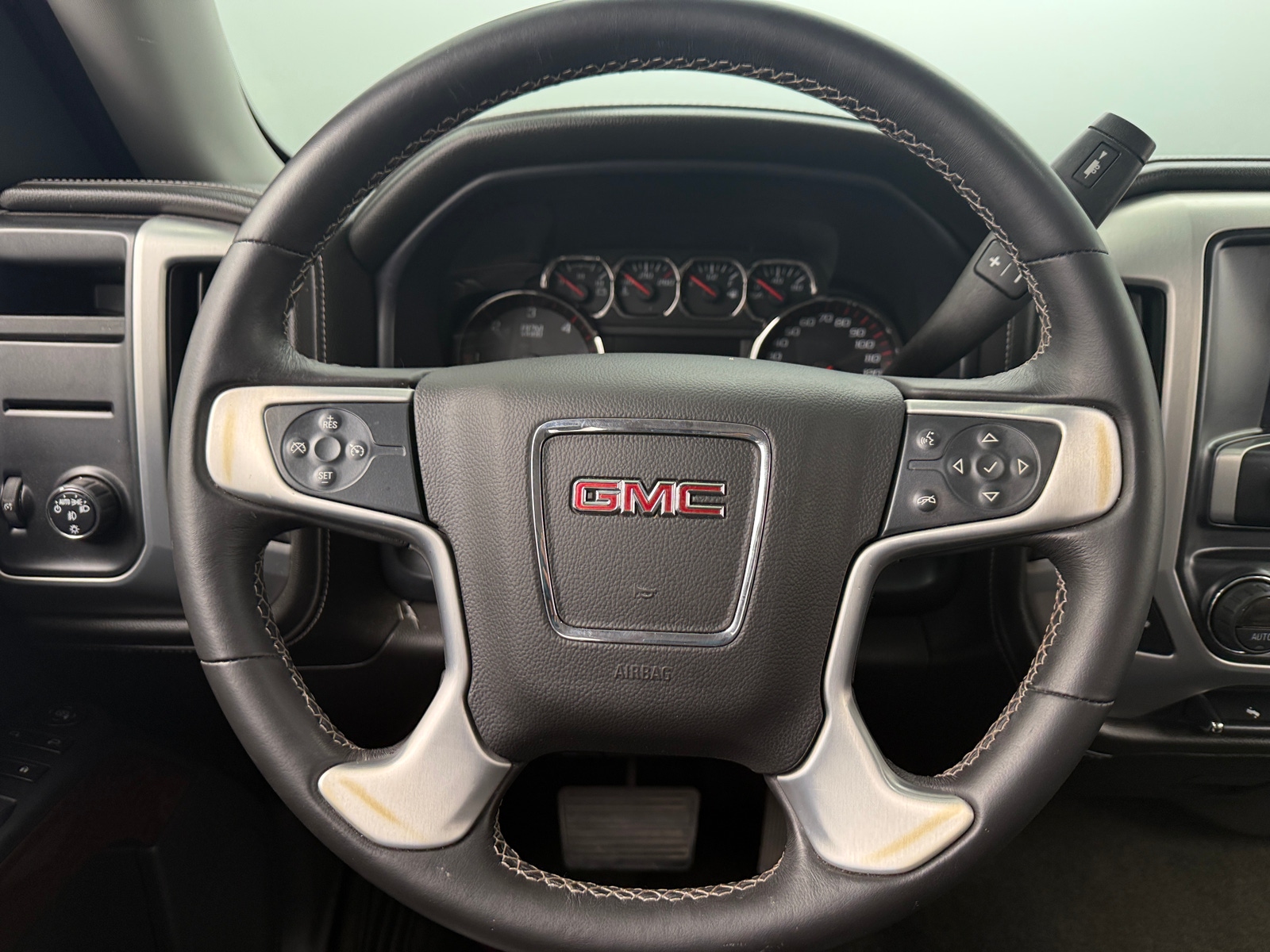 Thumbnail: 2015 GMC Sierra 1500 - 4