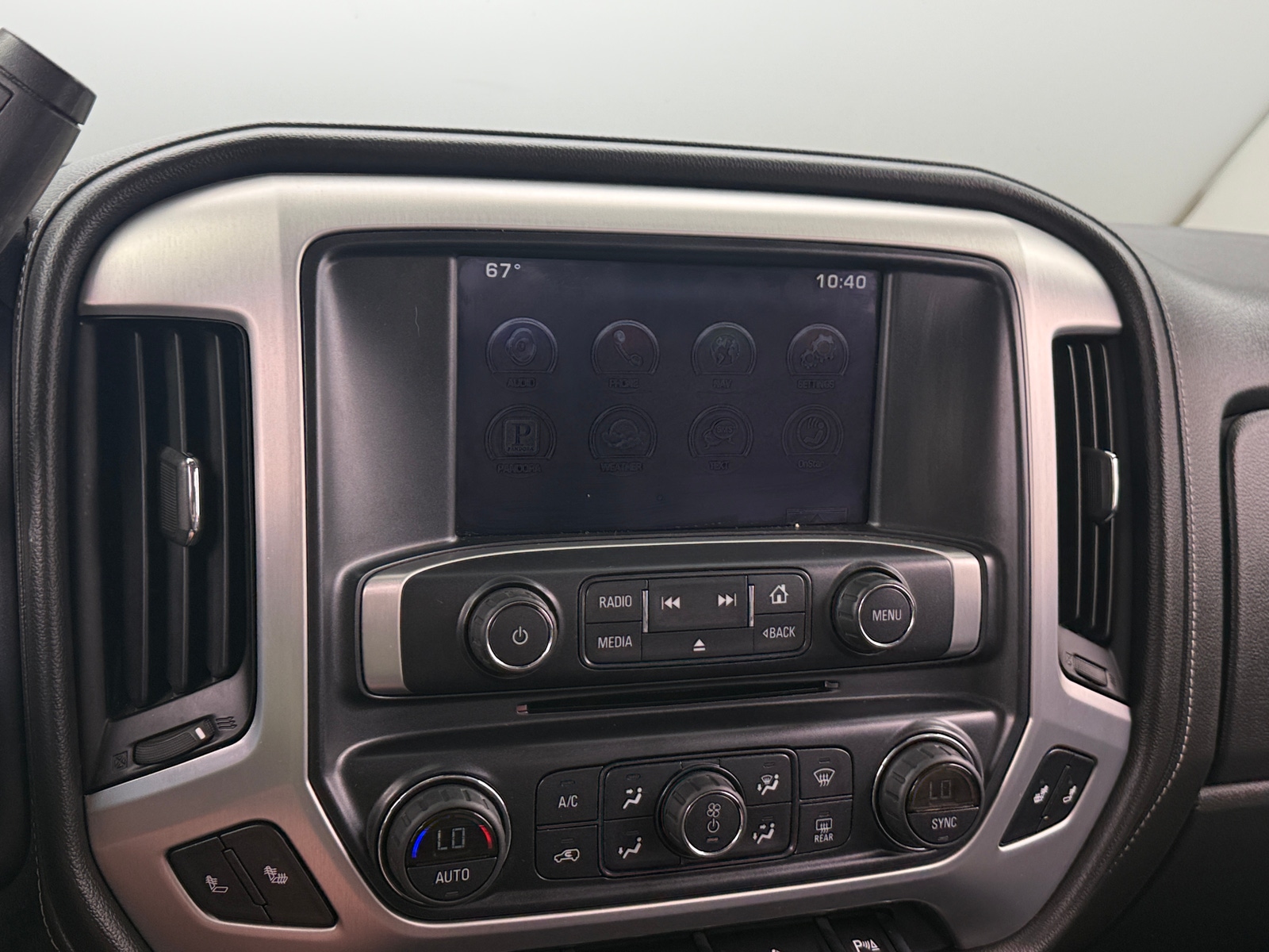 Thumbnail: 2015 GMC Sierra 1500 - 3