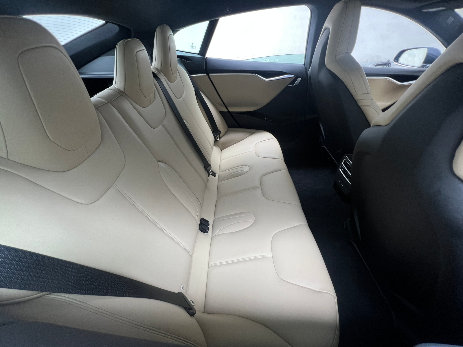 Thumbnail: 2016 Tesla Model S - 5