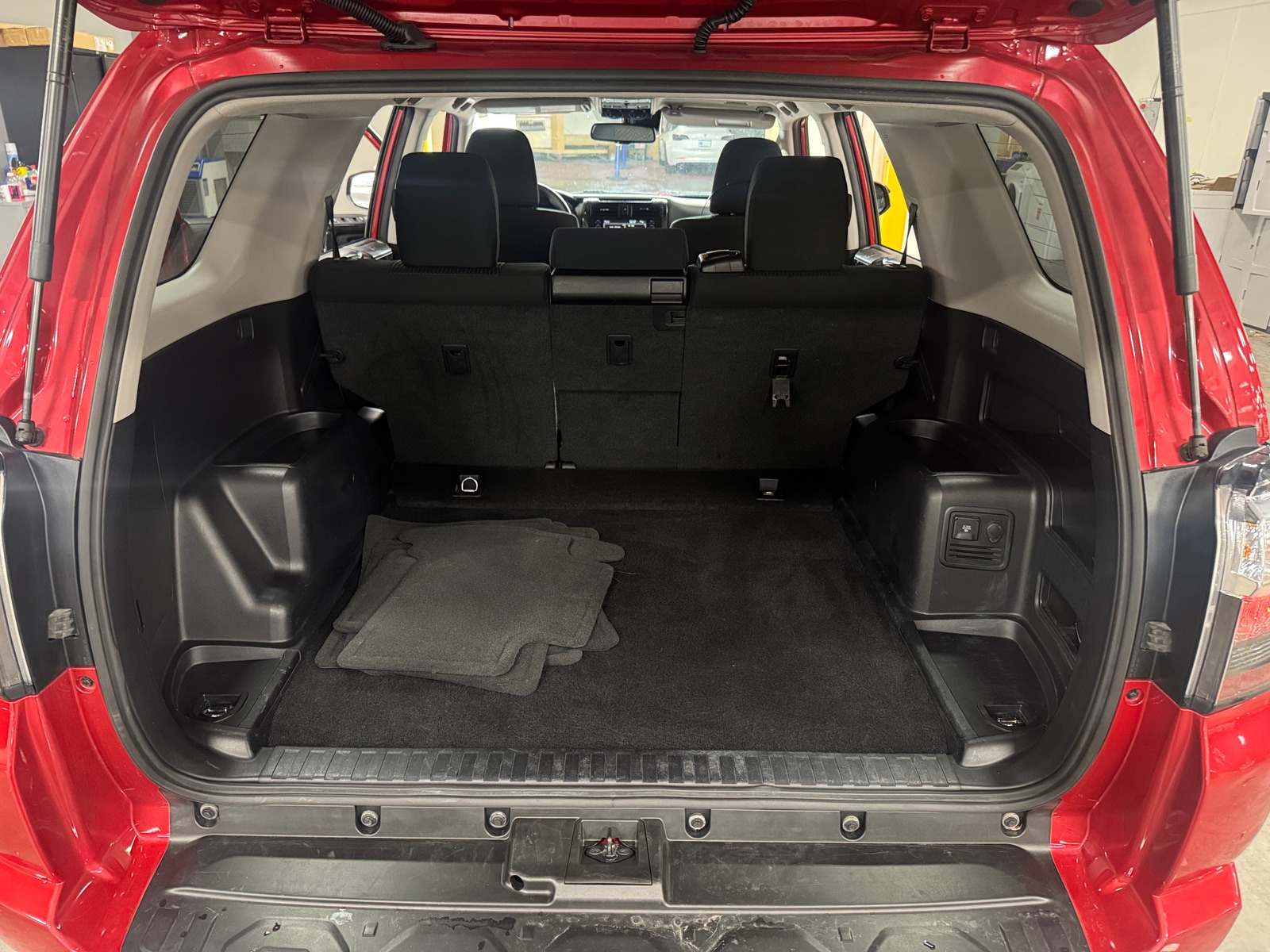 Thumbnail: 2024 Toyota 4Runner - 7