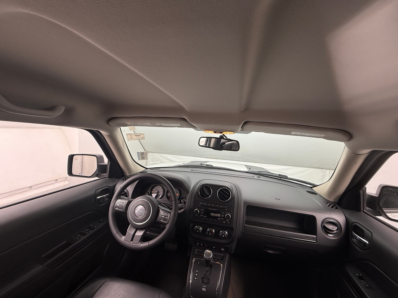 Thumbnail: 2016 Jeep Patriot - 3