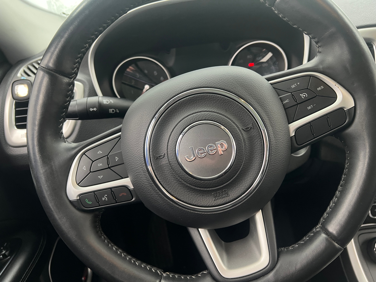 Thumbnail: 2019 Jeep Compass - 4