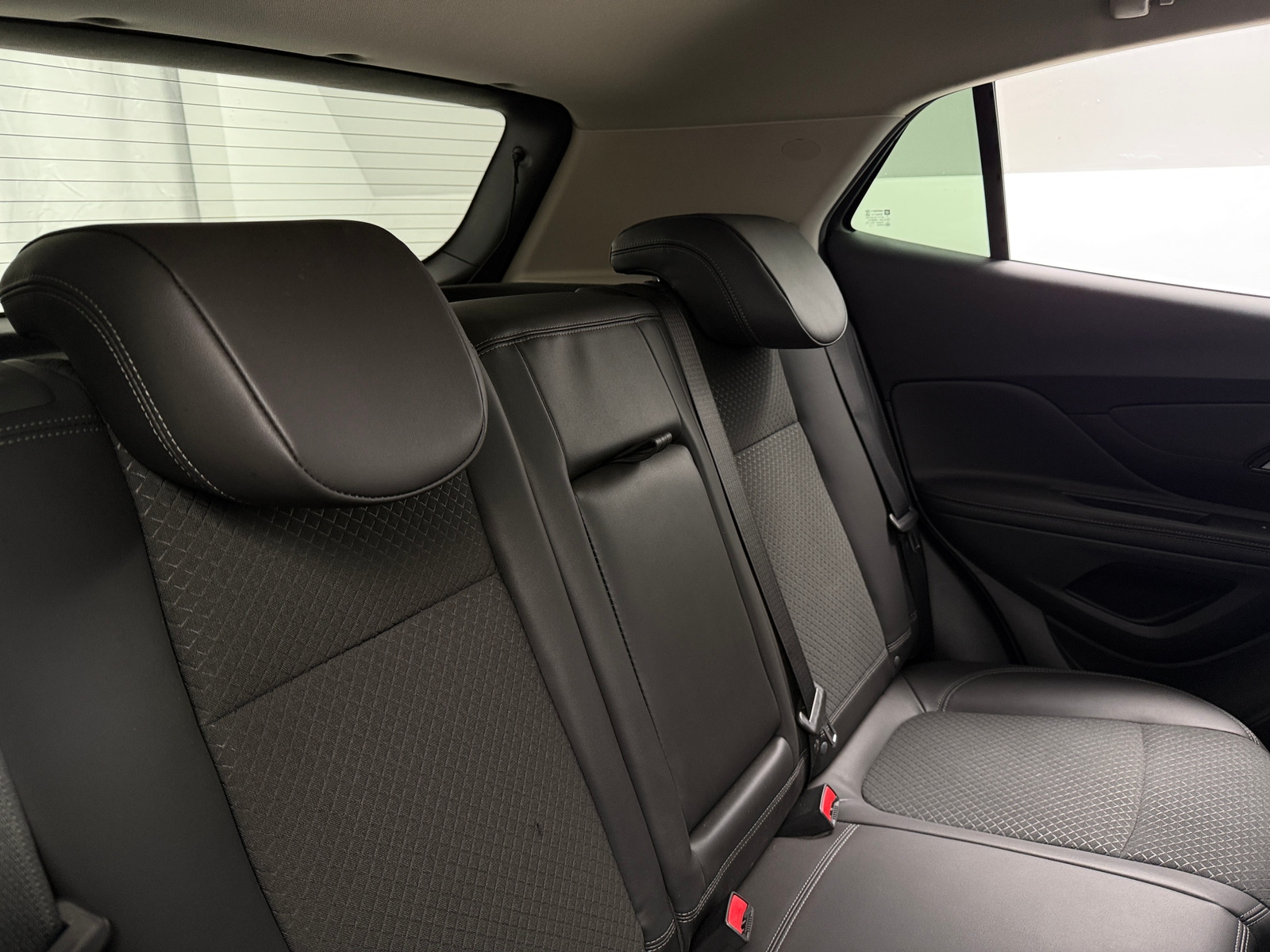 Thumbnail: 2022 Buick Encore - 6