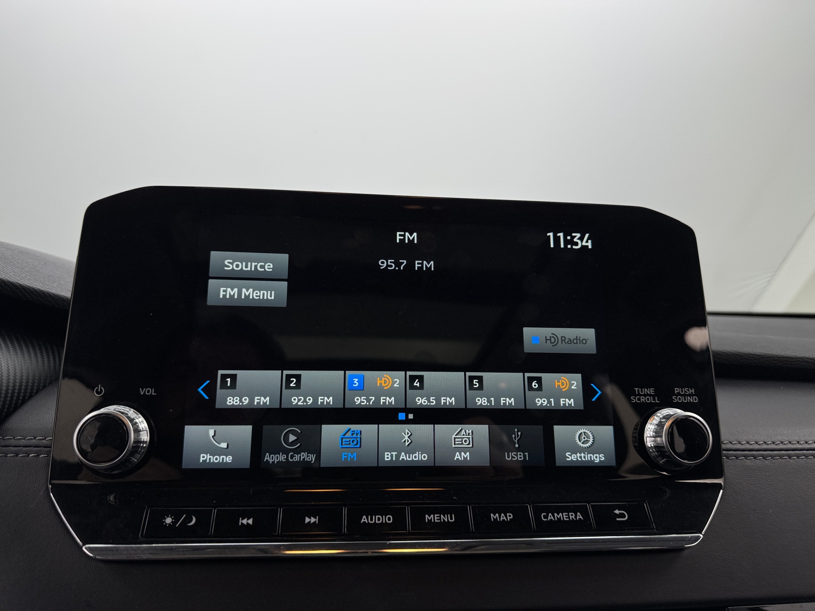 Thumbnail: 2024 Mitsubishi Outlander - 3