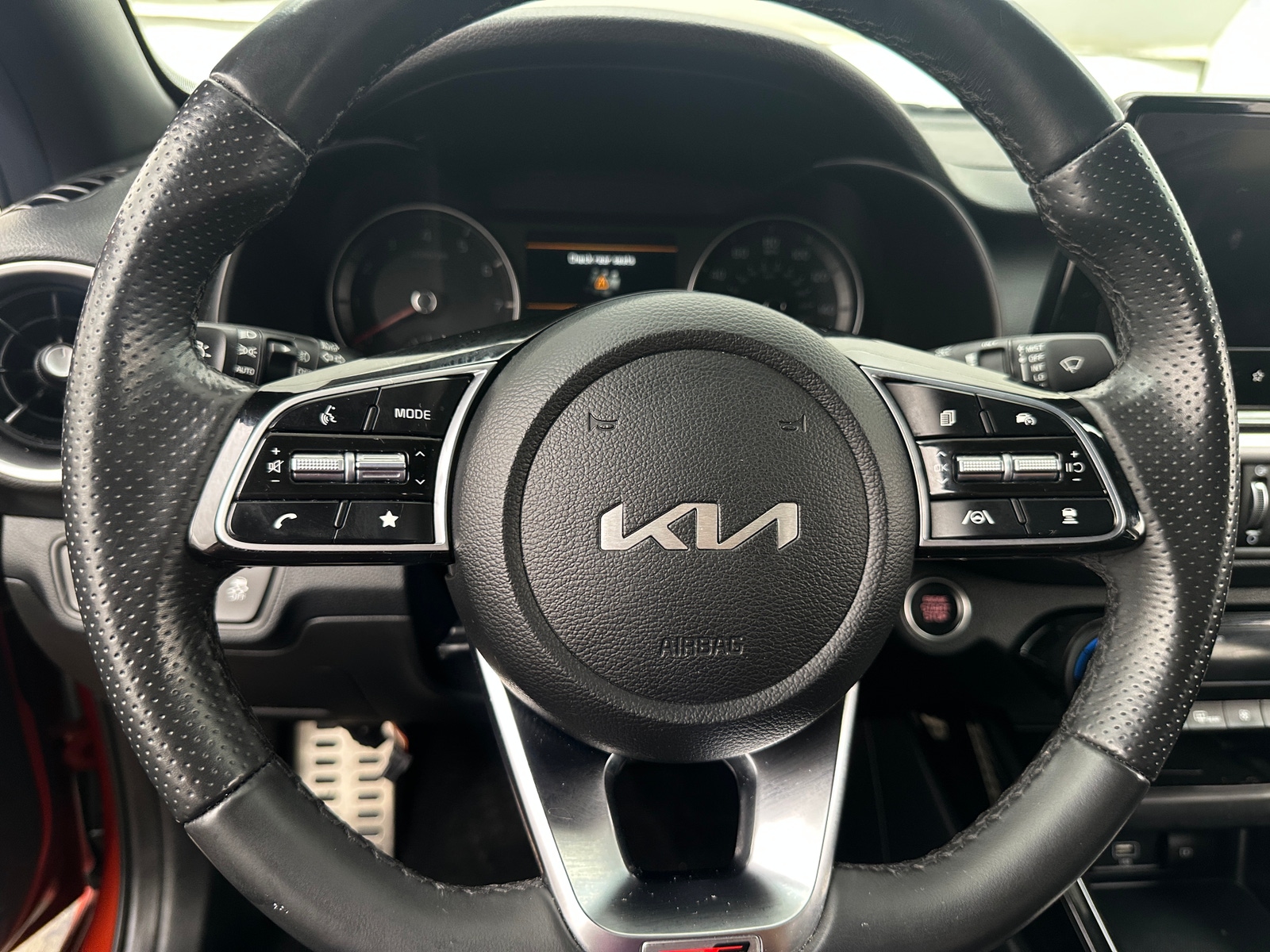 Thumbnail: 2024 Kia Forte - 5