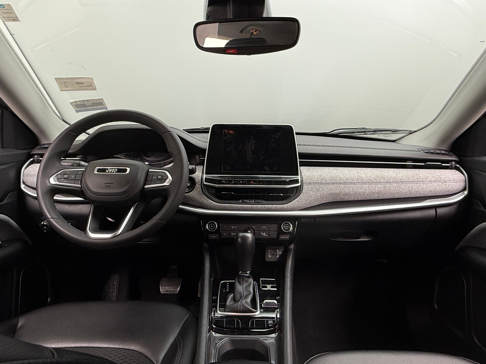 Thumbnail: 2022 Jeep Compass - 3