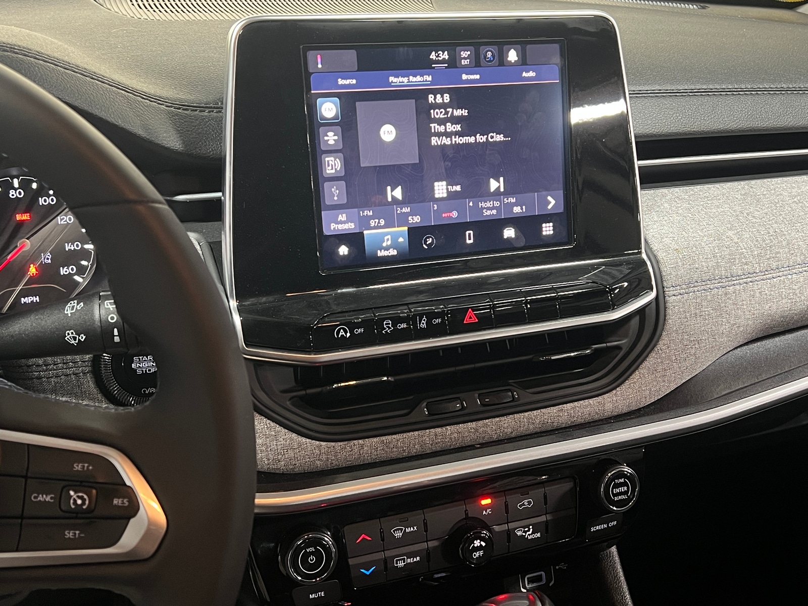 Thumbnail: 2022 Jeep Compass - 4