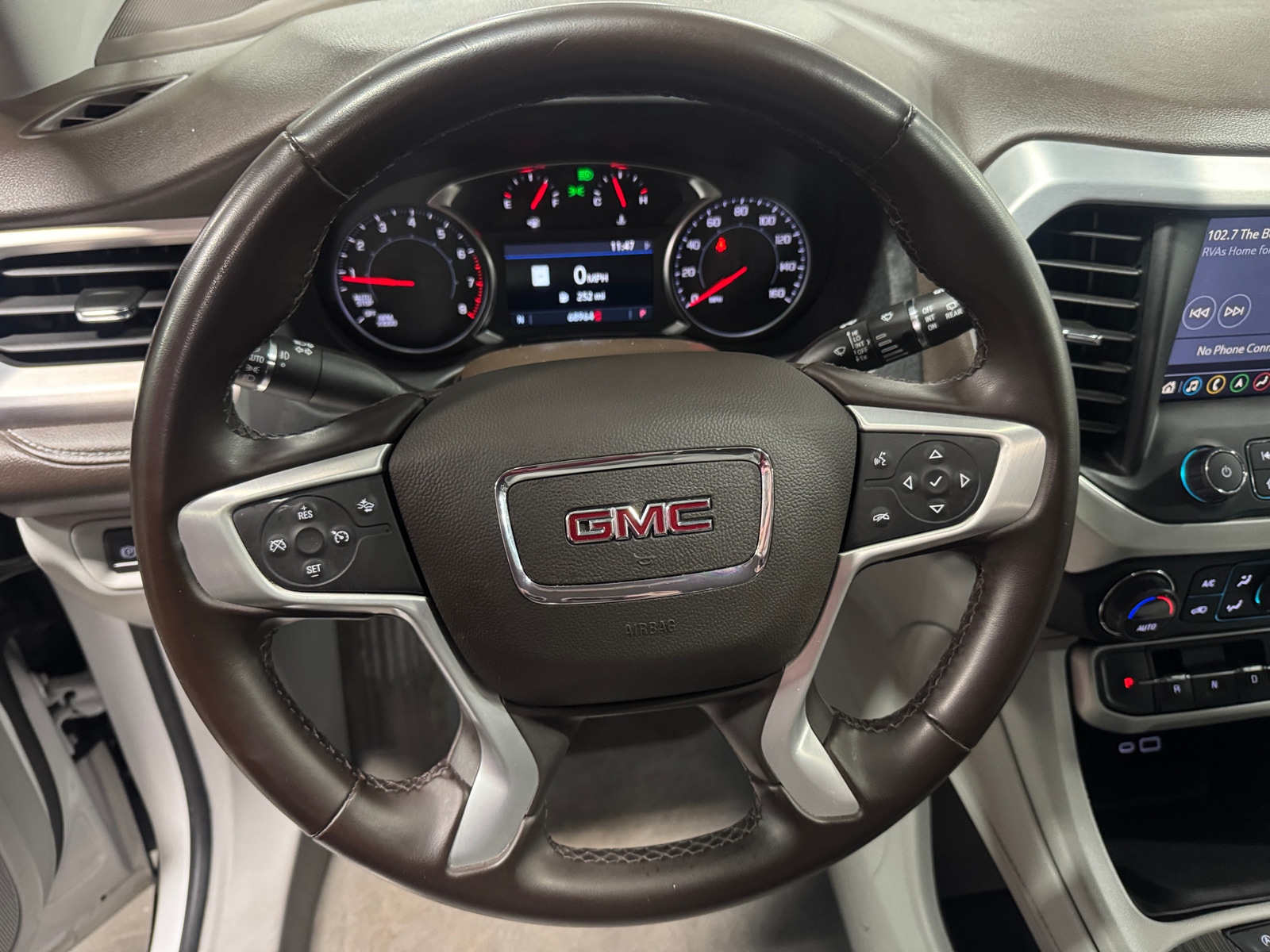 Thumbnail: 2023 GMC Acadia - 5