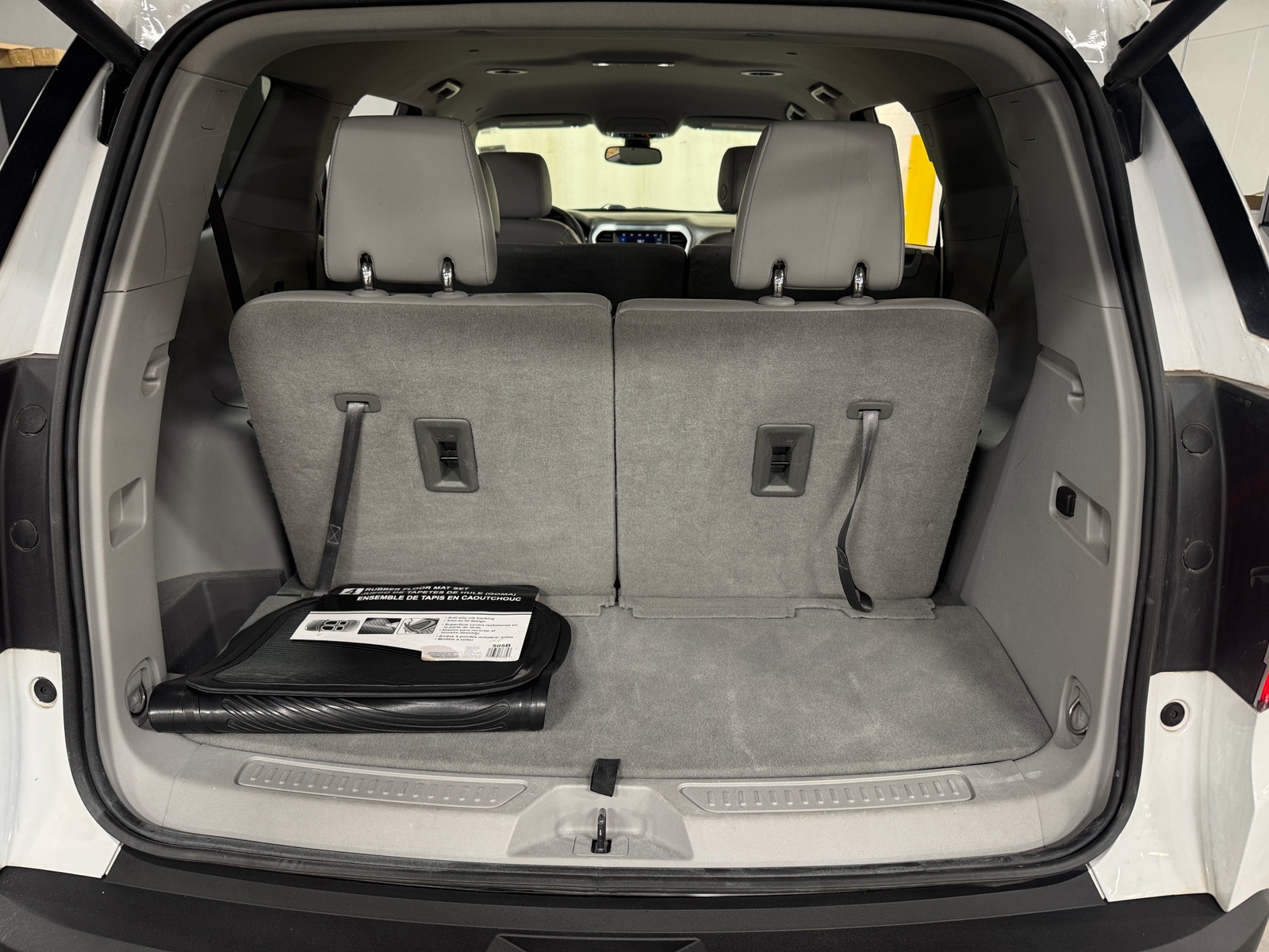 Thumbnail: 2023 GMC Acadia - 7