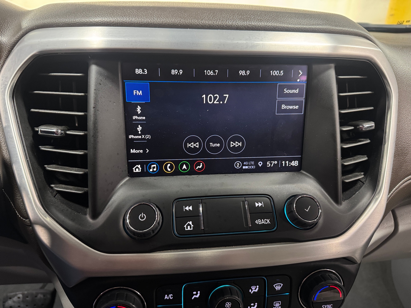 Thumbnail: 2023 GMC Acadia - 4