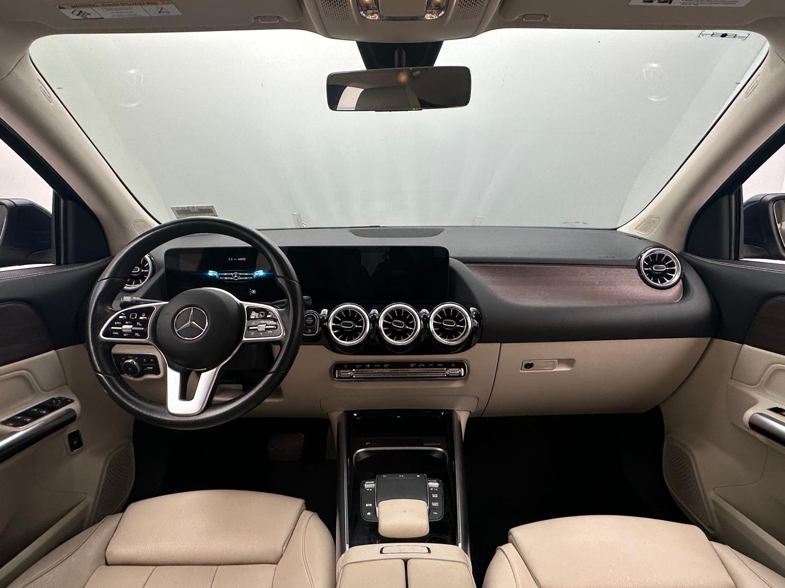 Thumbnail: 2023 Mercedes-Benz GLA - 2