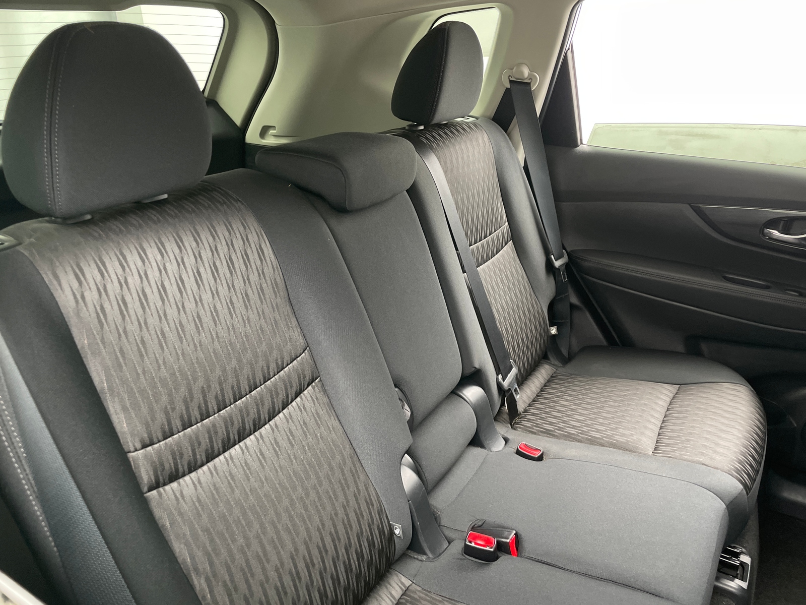 Thumbnail: 2017 Nissan Rogue - 6