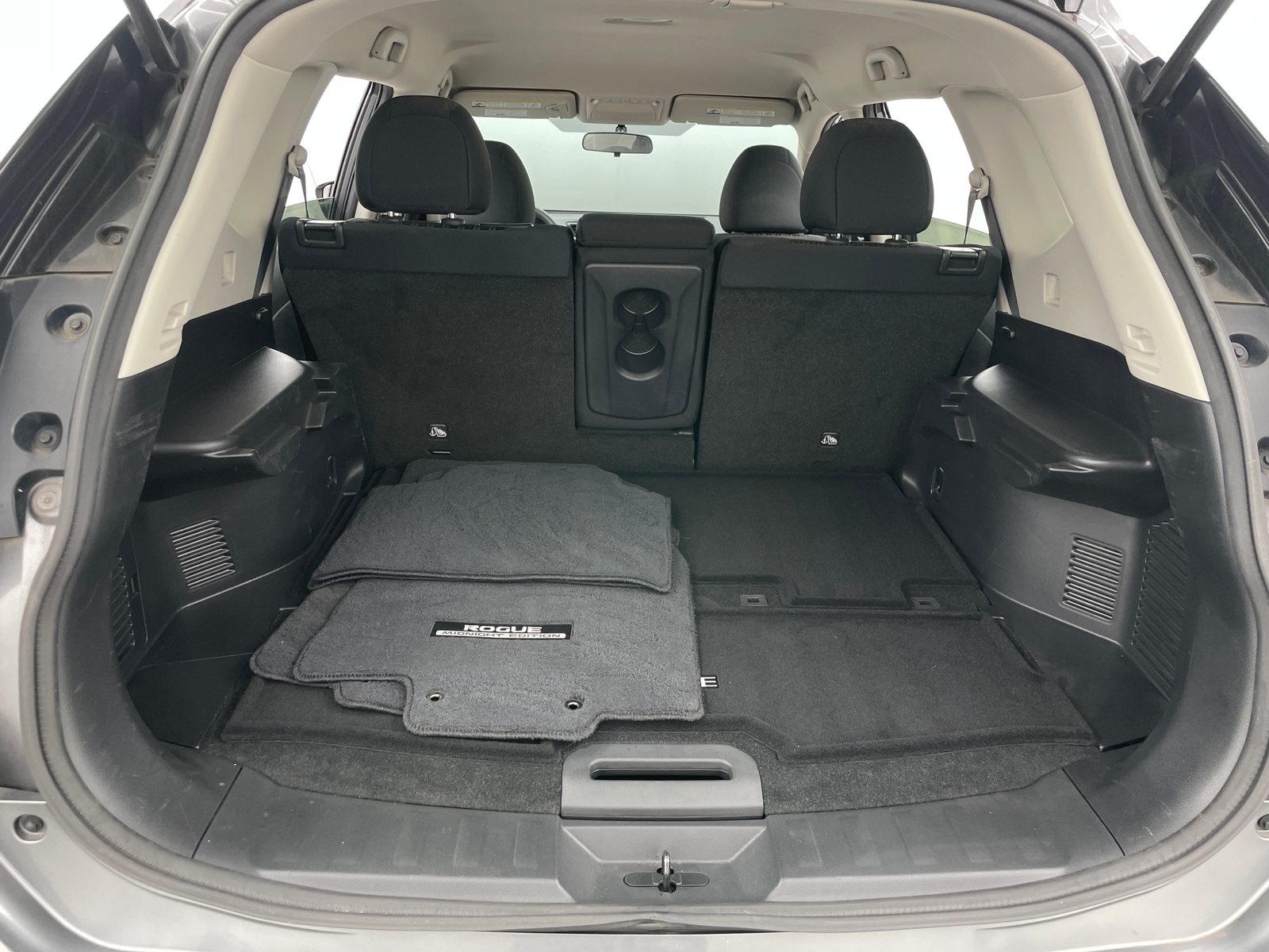 Thumbnail: 2017 Nissan Rogue - 7