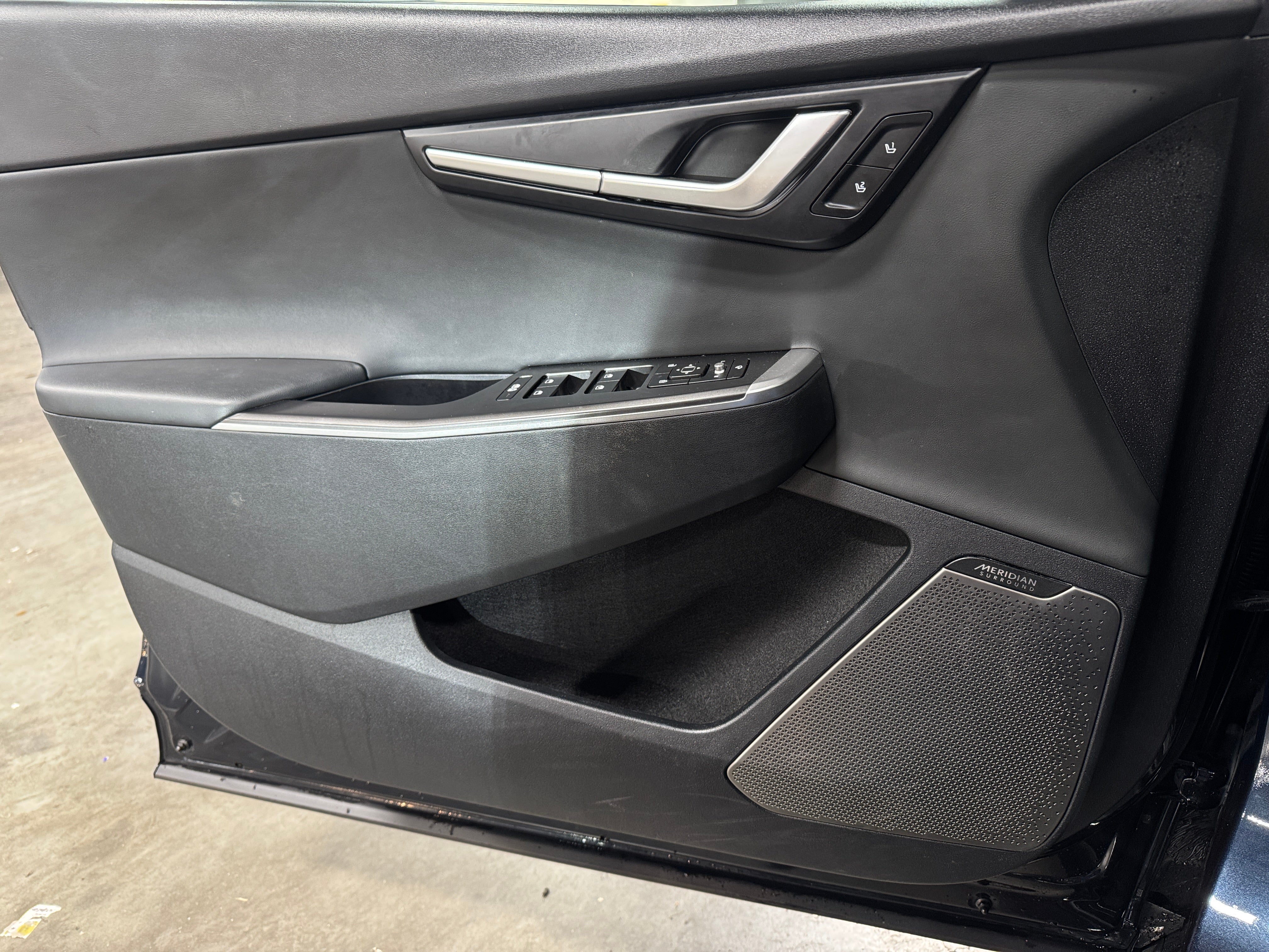 Used 2023 Kia EV6 Wind with VIN KNDC3DLCXP5117471 for sale in Oak Creek, WI