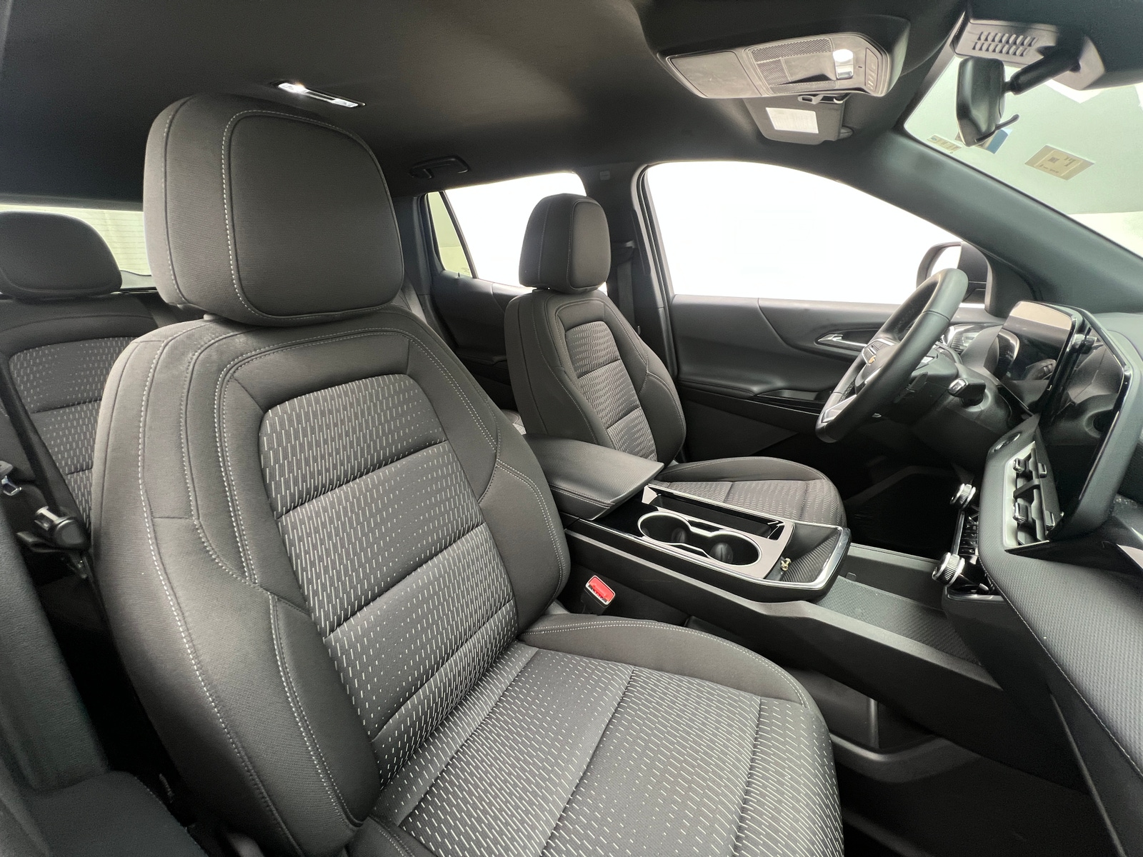 Thumbnail: 2025 Chevrolet Equinox - 2