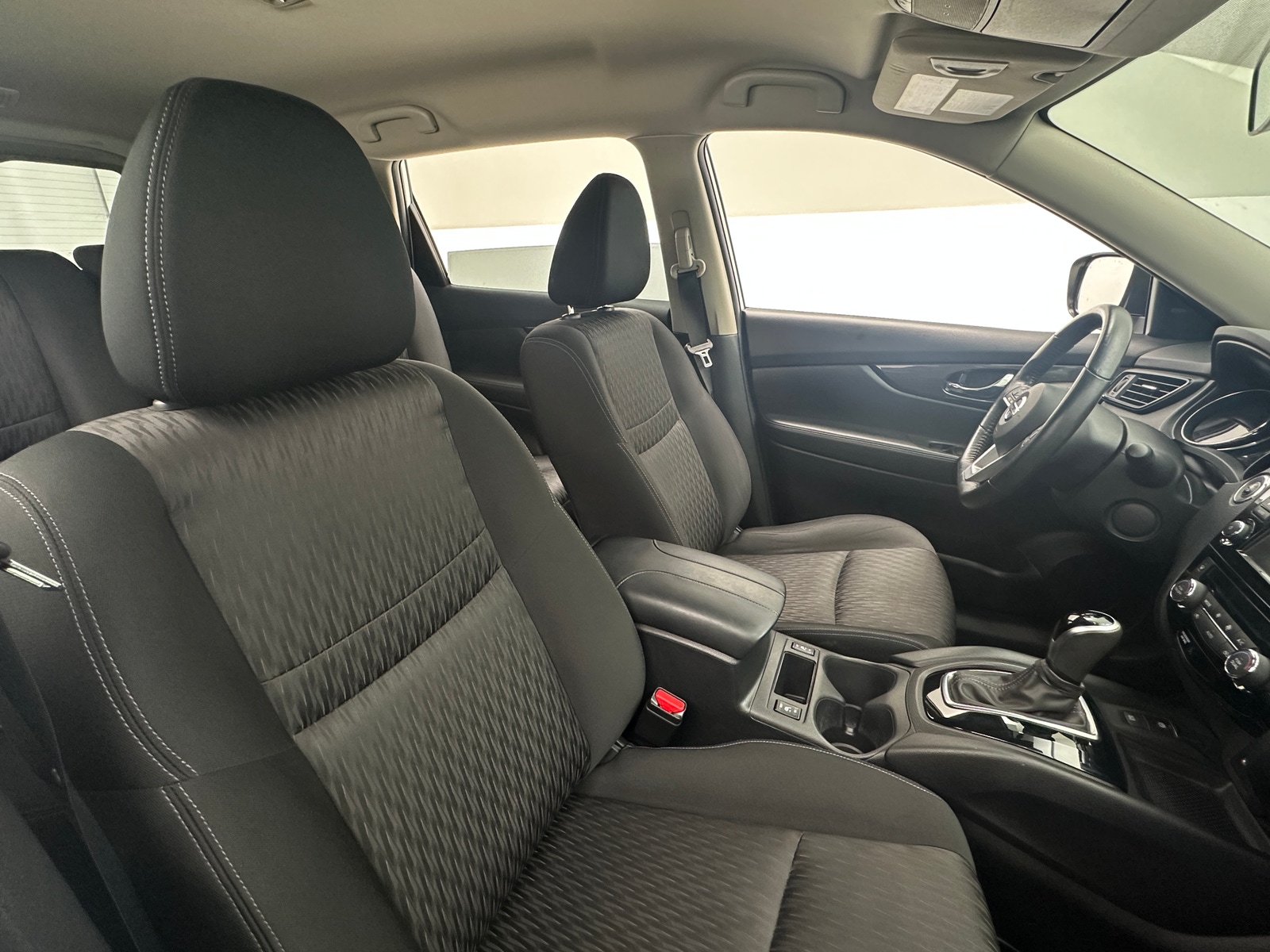 Thumbnail: 2019 Nissan Rogue - 2