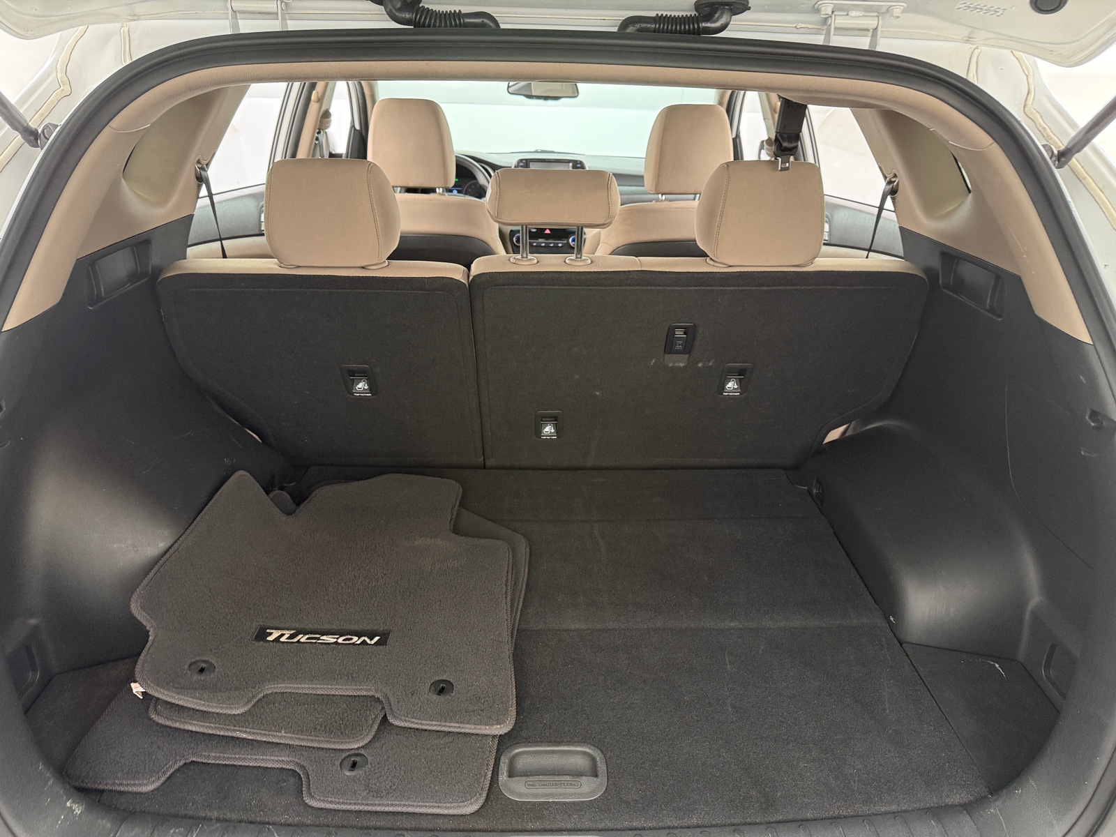 Thumbnail: 2020 Hyundai Tucson - 7