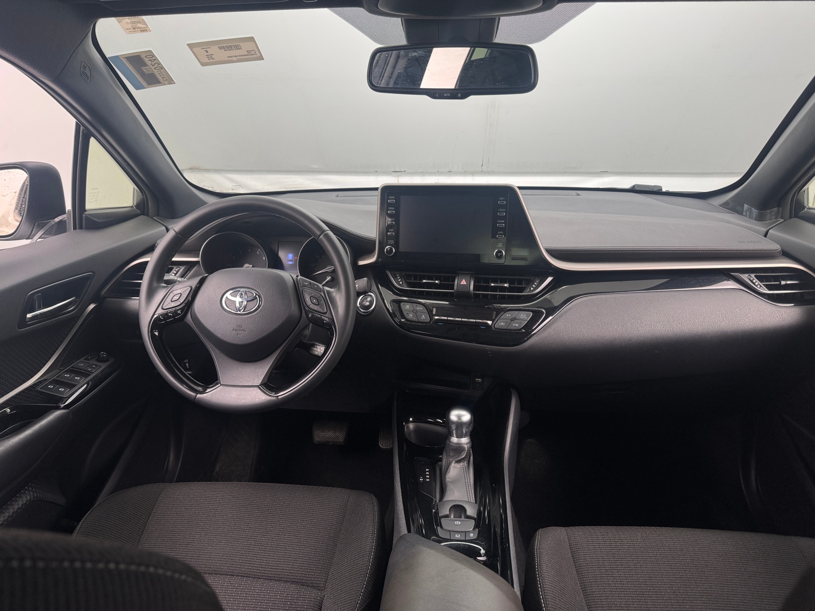 Thumbnail: 2019 Toyota C-HR - 3