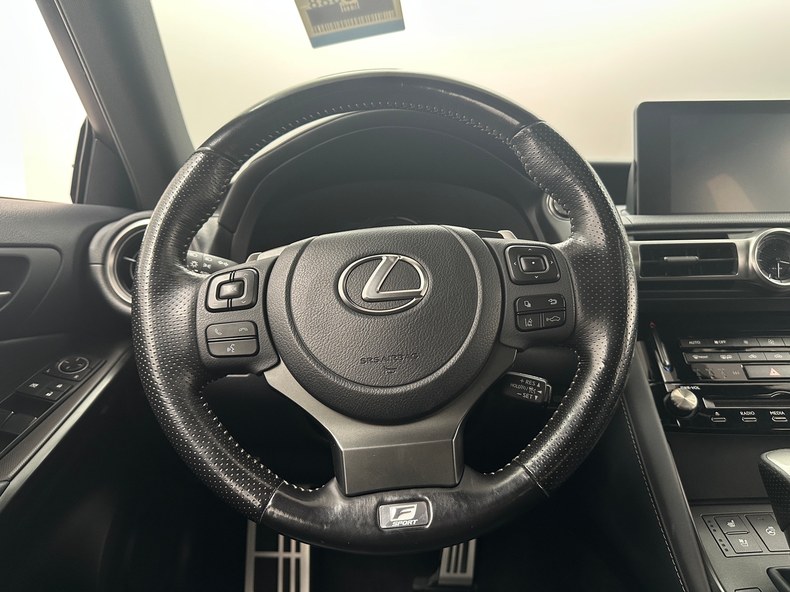 Thumbnail: 2021 Lexus IS - 4