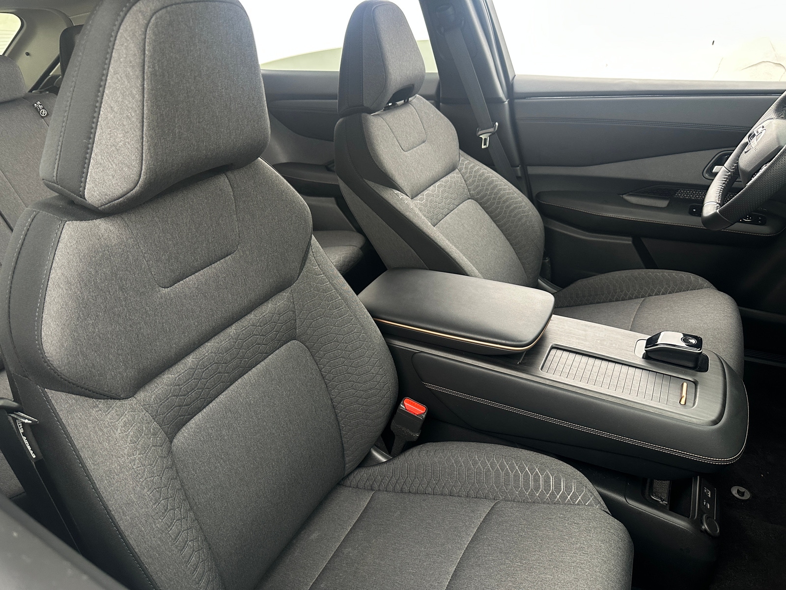 Thumbnail: 2023 Nissan Ariya - 2