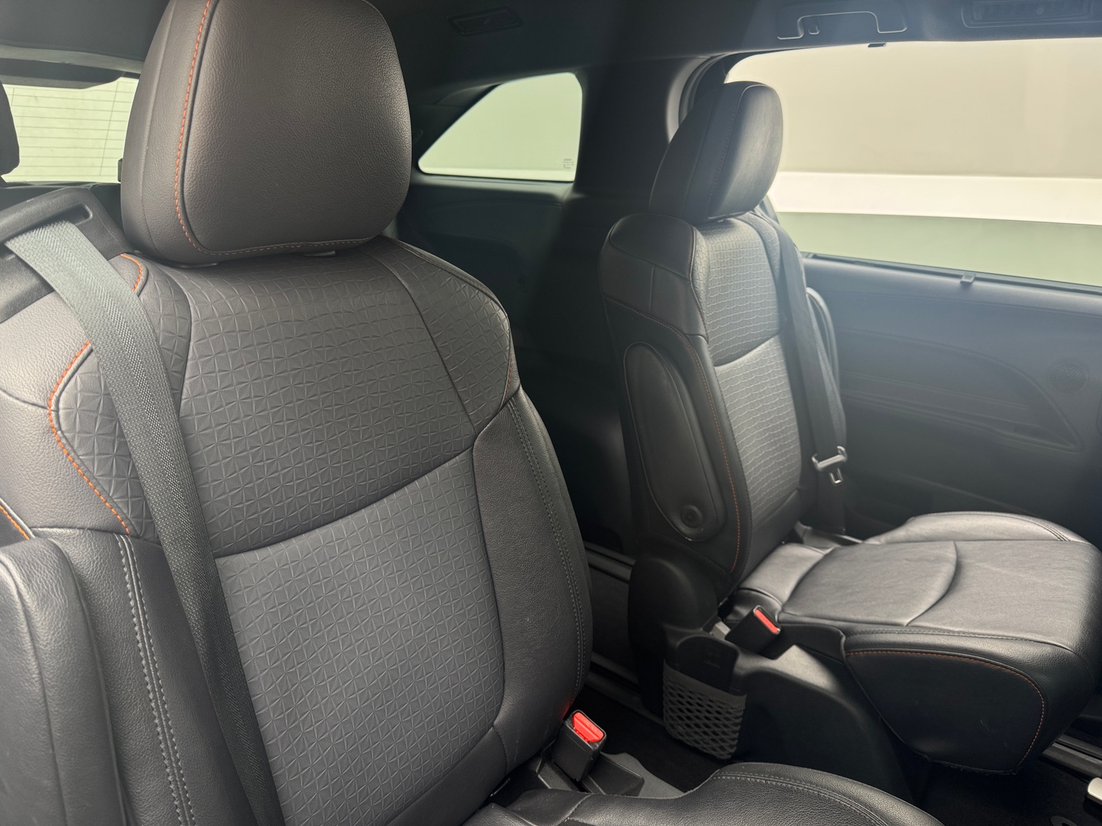 Thumbnail: 2023 Toyota Sienna - 5