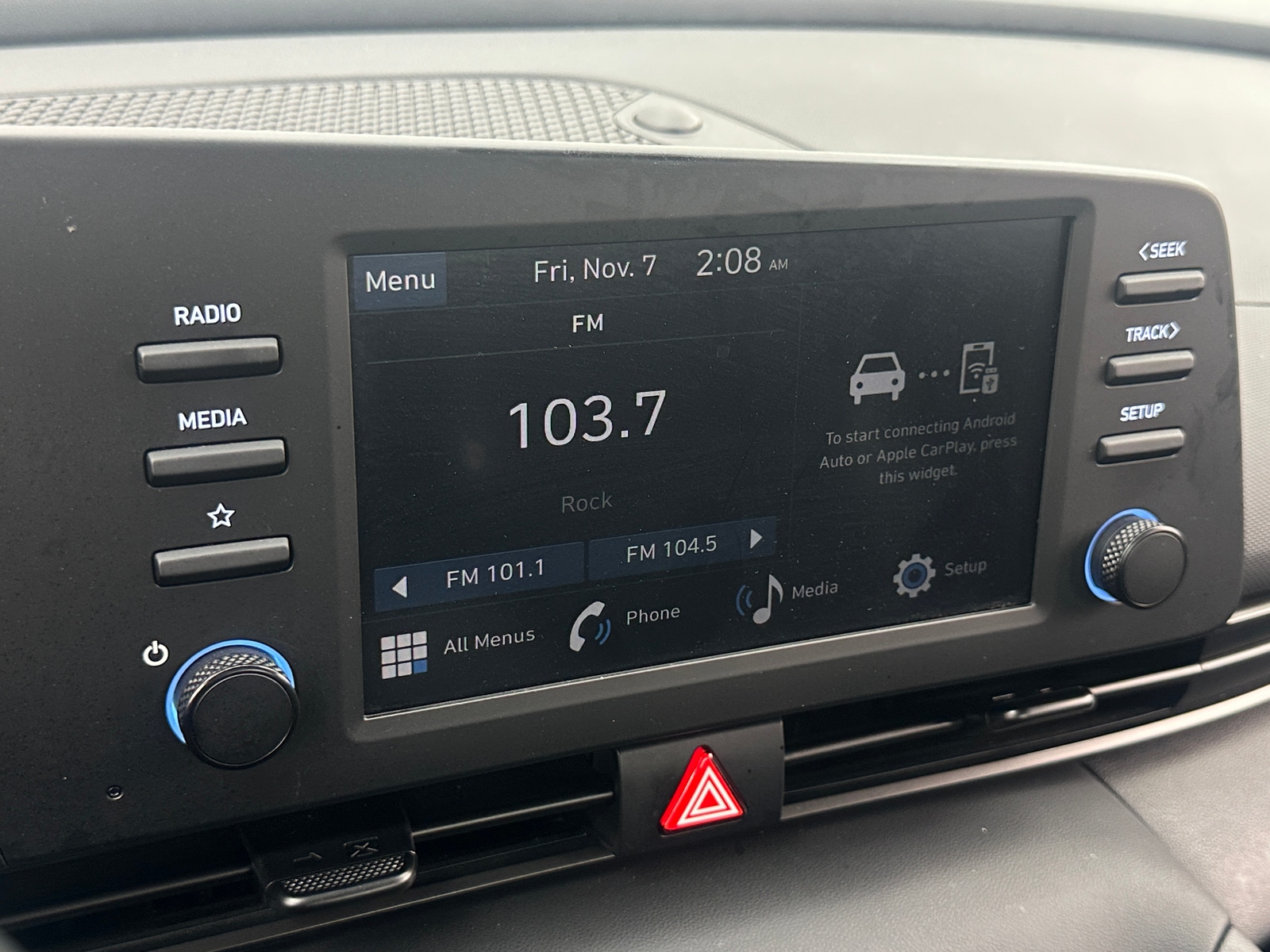 Thumbnail: 2025 Hyundai Elantra - 4