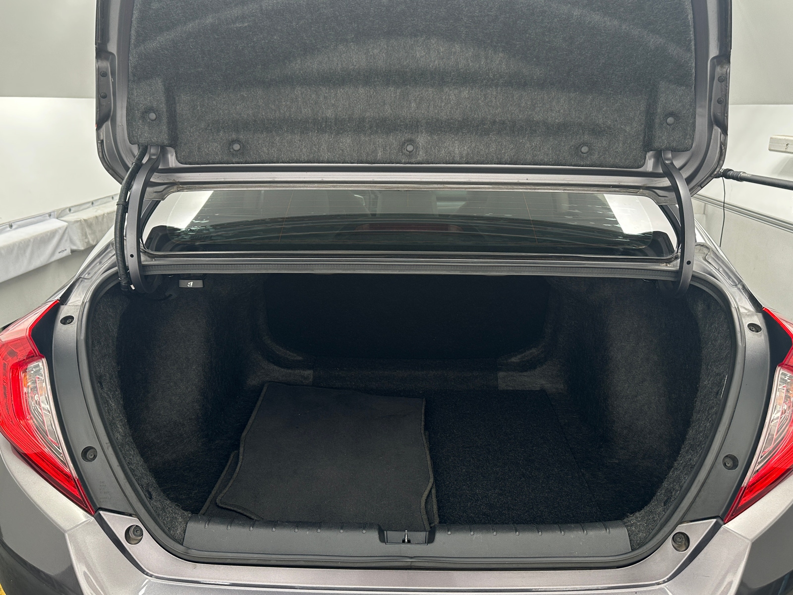 Thumbnail: 2016 Honda Civic - 7