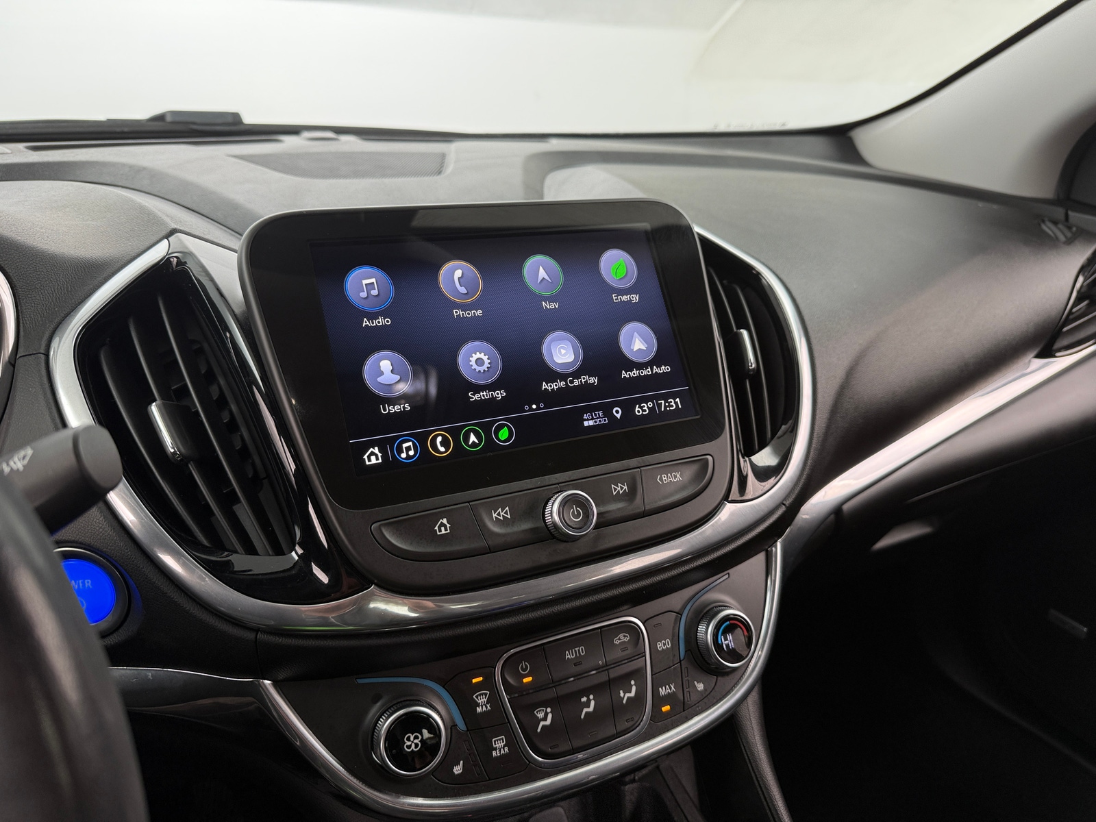 Thumbnail: 2019 Chevrolet Volt - 3