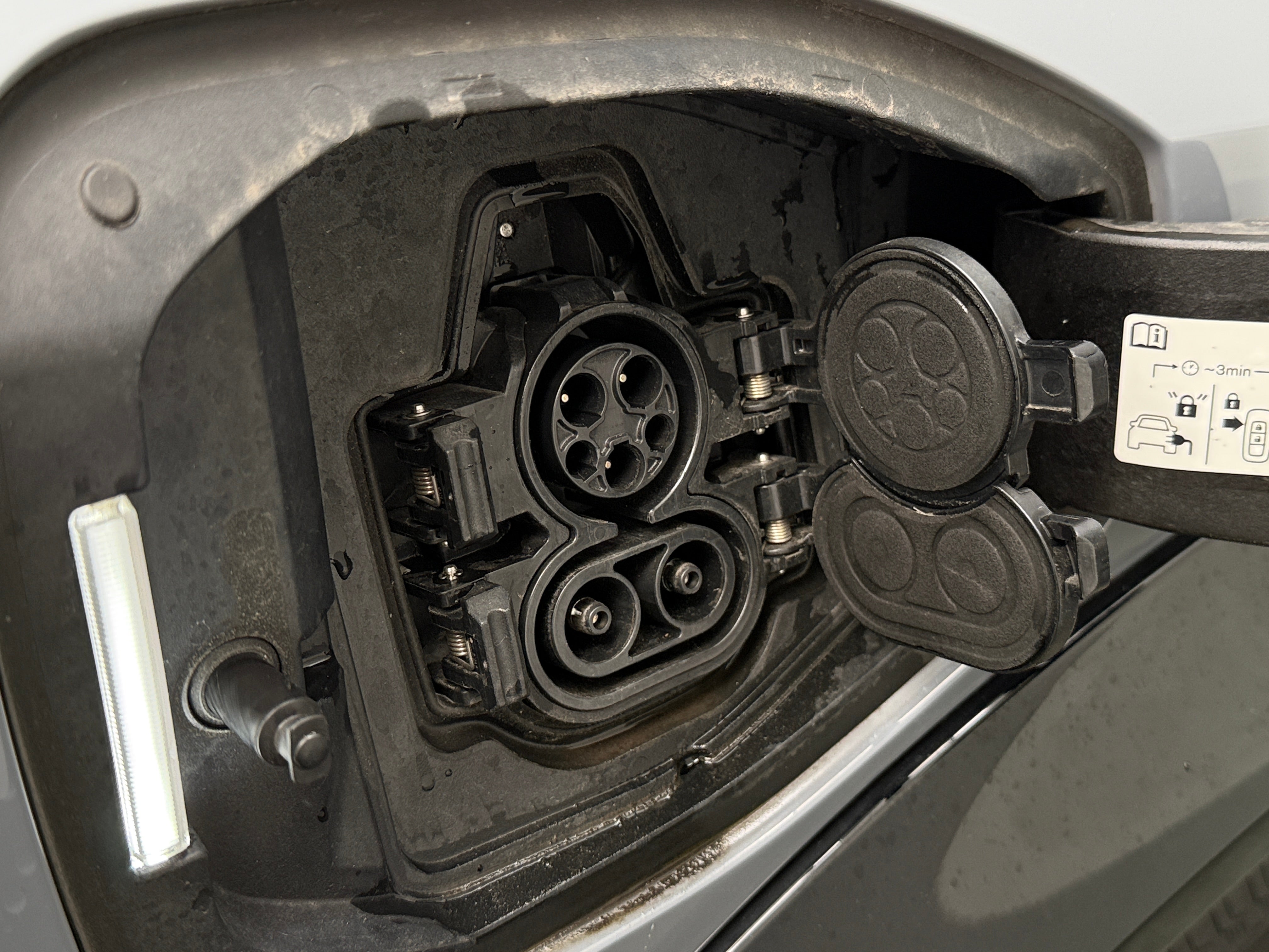 Used 2024 Nissan ARIYA Engage with VIN JN1CF0BB6RM732958 for sale in Oak Creek, WI