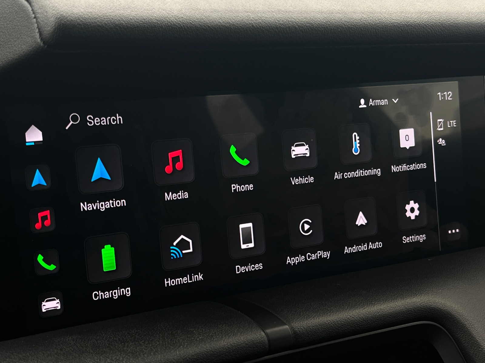 Thumbnail: 2020 Porsche Taycan - 3