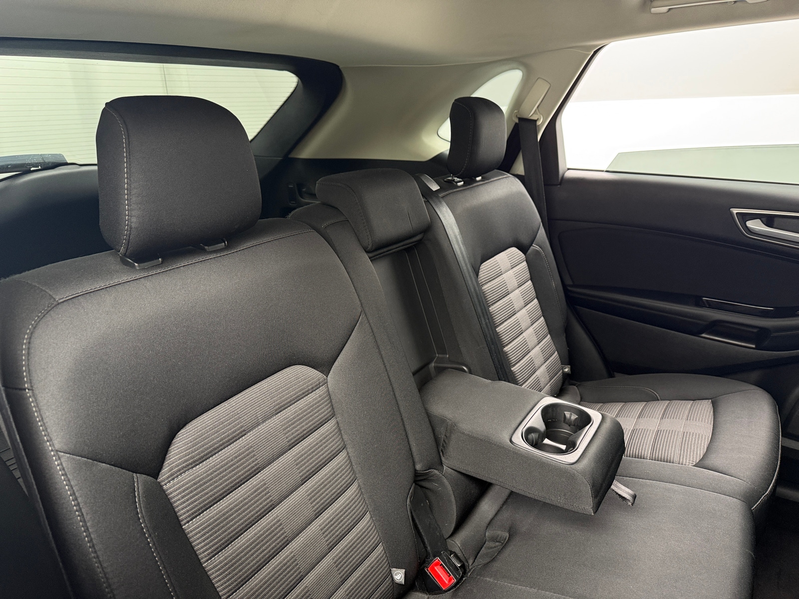 Thumbnail: 2017 Ford Edge - 6