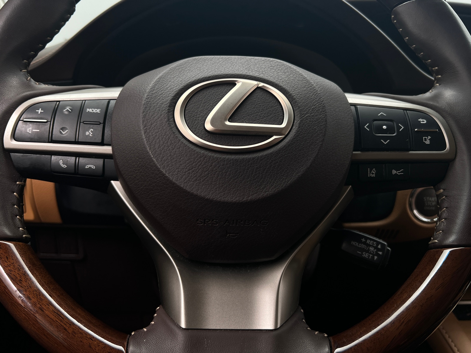 Thumbnail: 2018 Lexus ES - 5