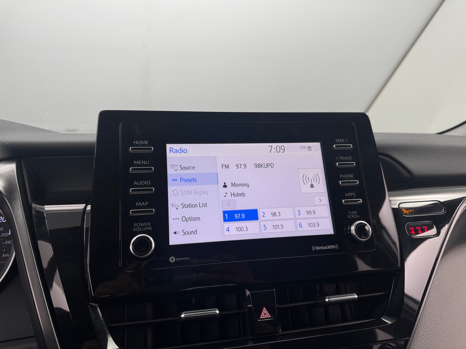 Thumbnail: 2023 Toyota Camry - 4