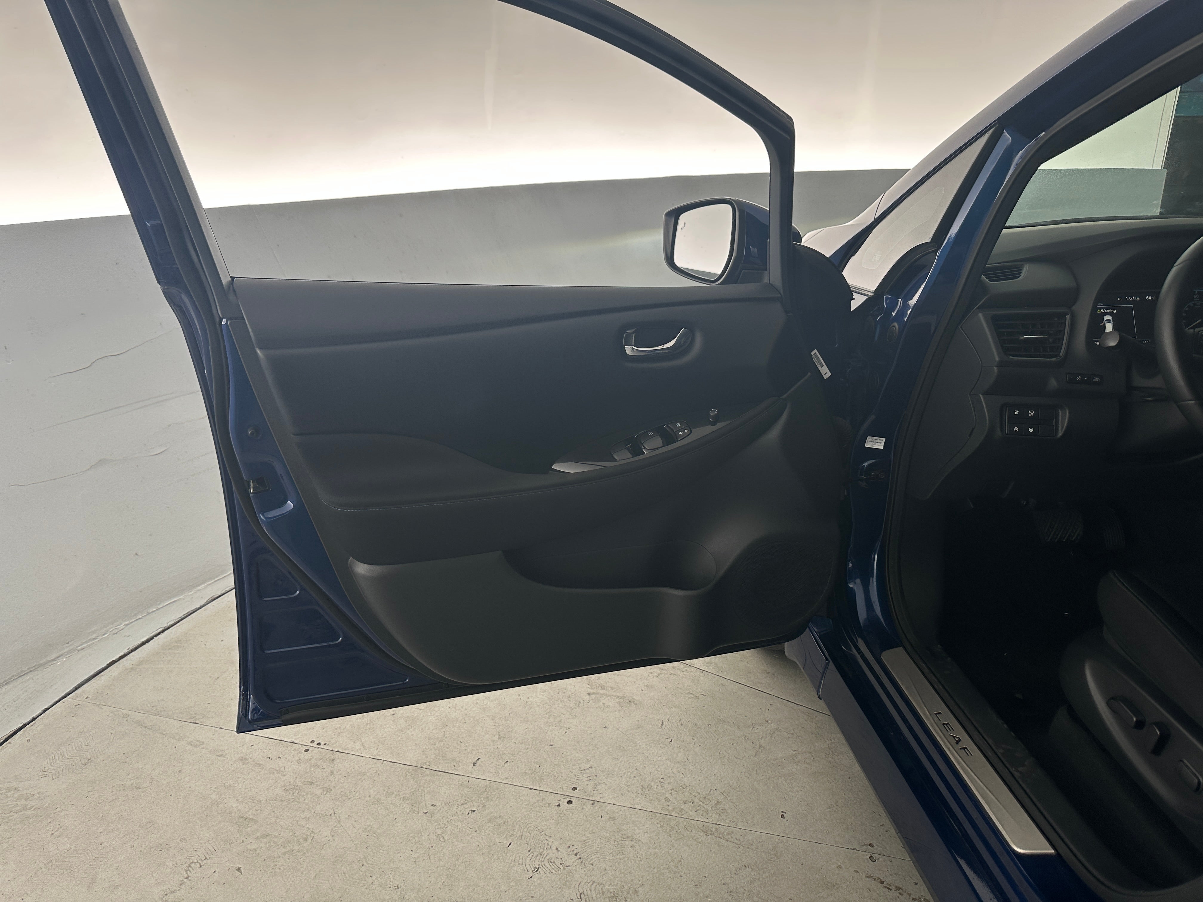 Used 2023 Nissan Leaf SV Plus with VIN 1N4CZ1CV6PC552343 for sale in Oak Creek, WI