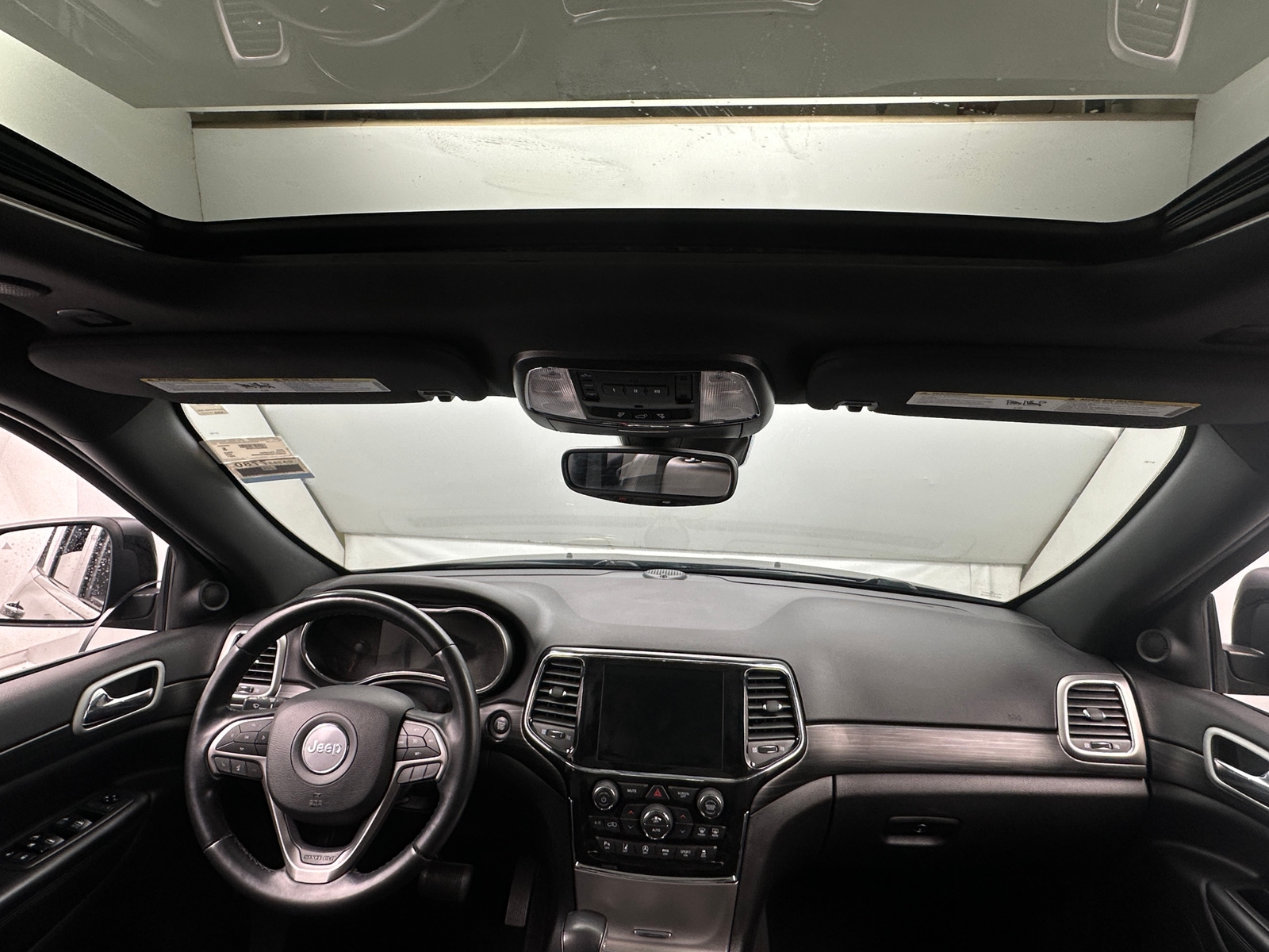 Thumbnail: 2021 Jeep Grand Cherokee - 3