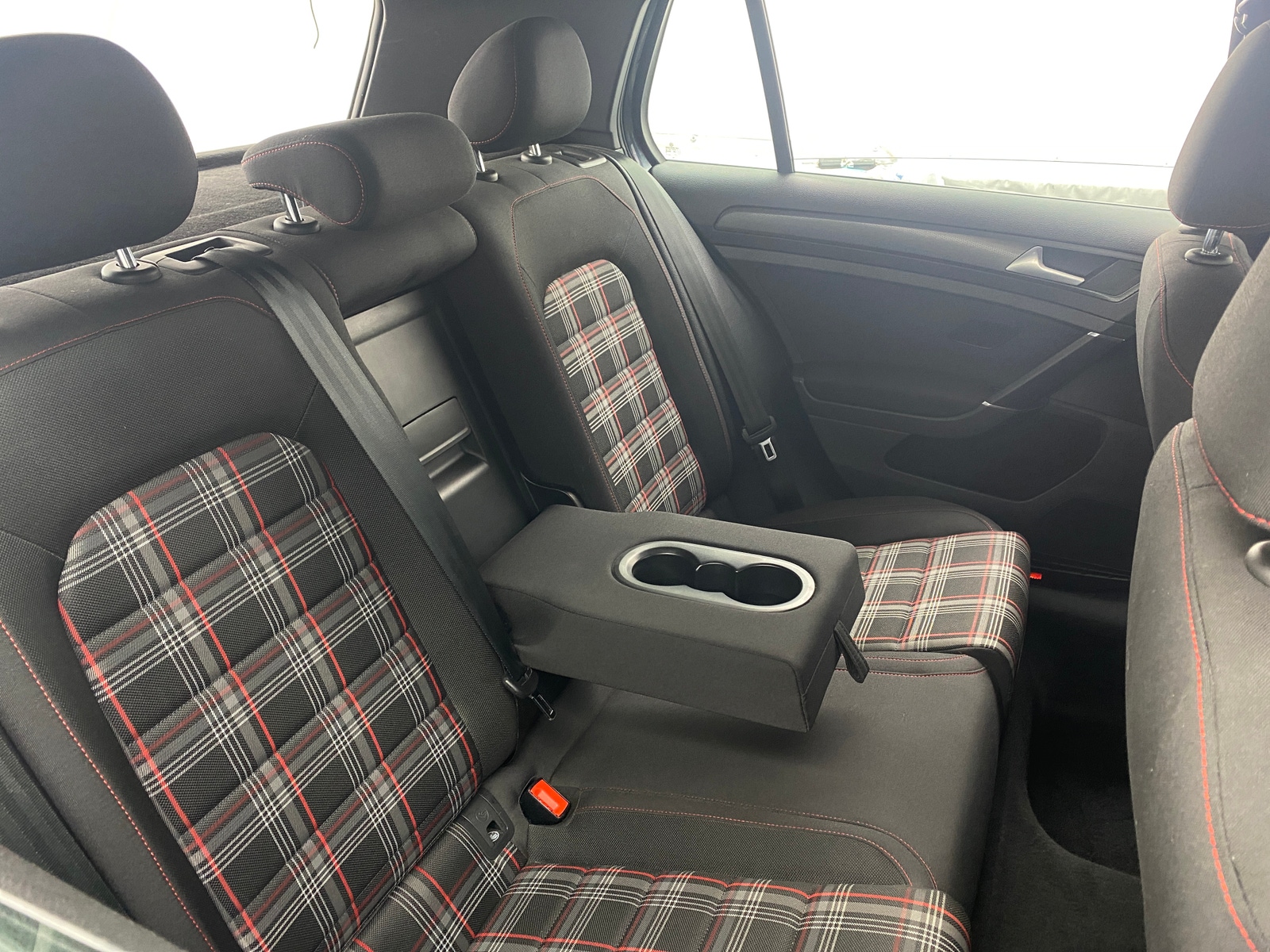 Thumbnail: 2020 Volkswagen Golf - 6