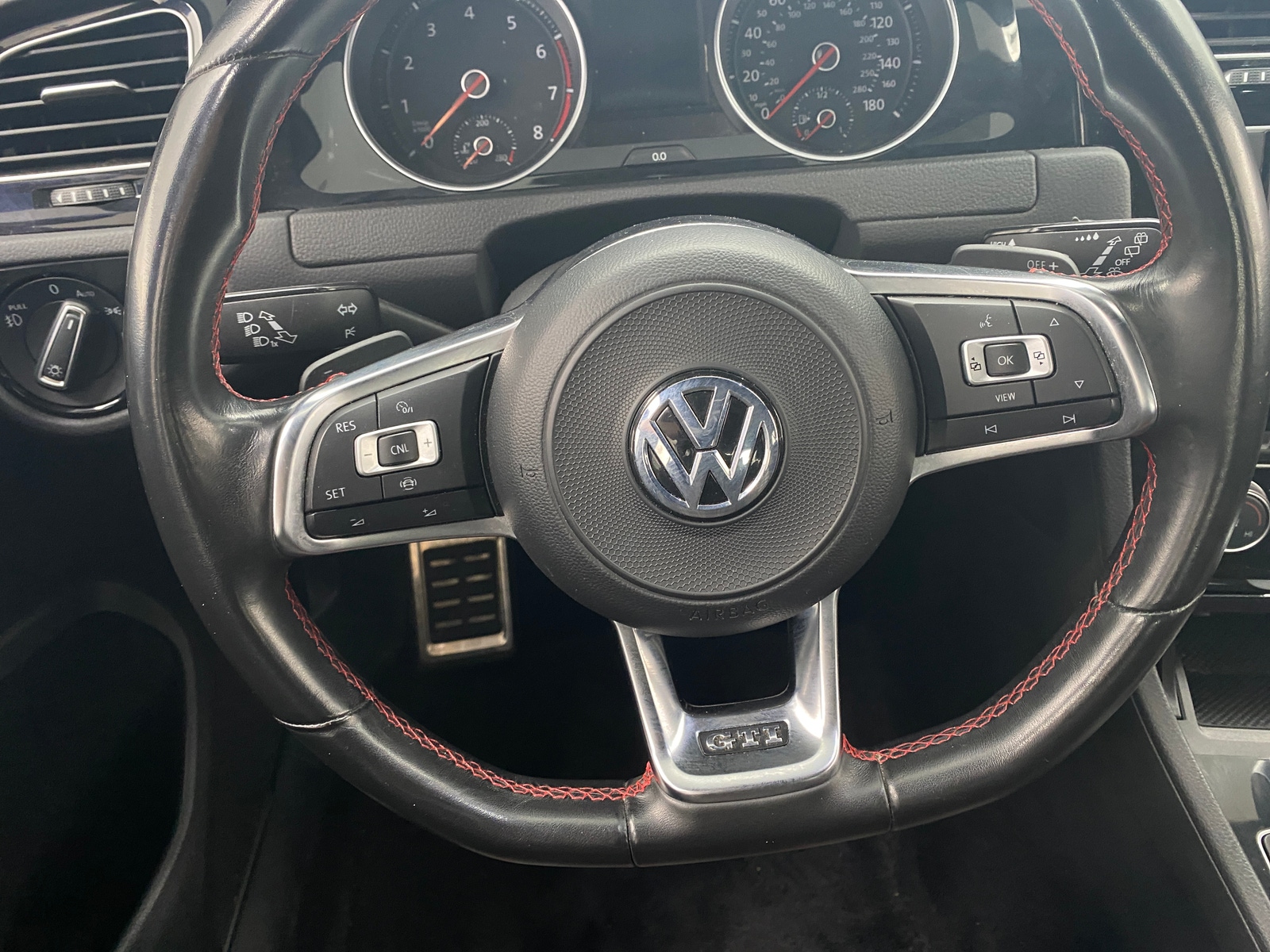 Thumbnail: 2020 Volkswagen Golf - 5