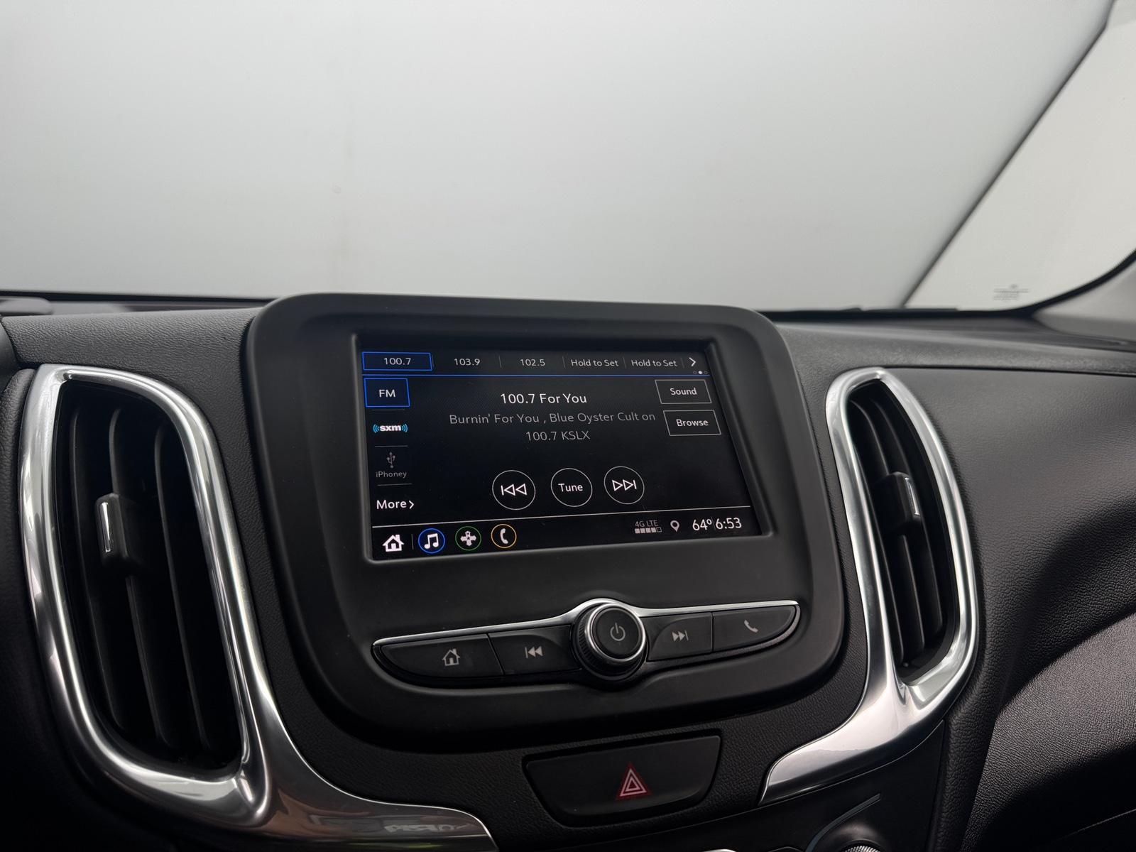 Thumbnail: 2021 Chevrolet Equinox - 3