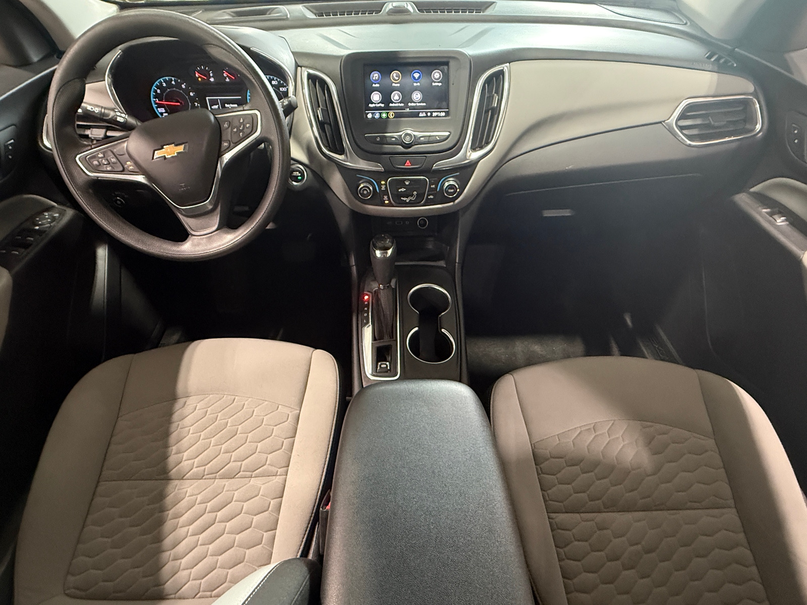 Thumbnail: 2020 Chevrolet Equinox - 3