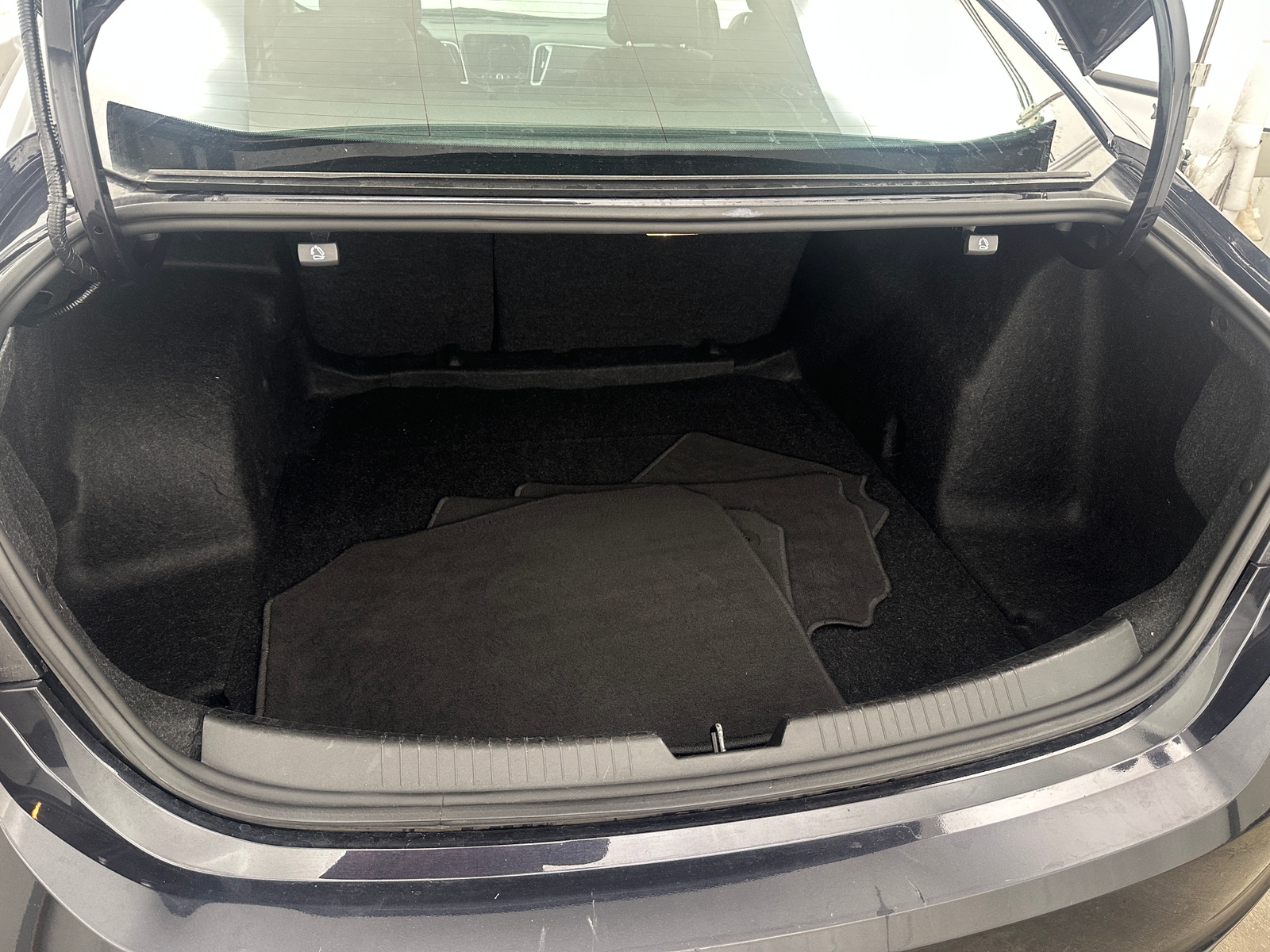 Thumbnail: 2023 Chevrolet Malibu - 7