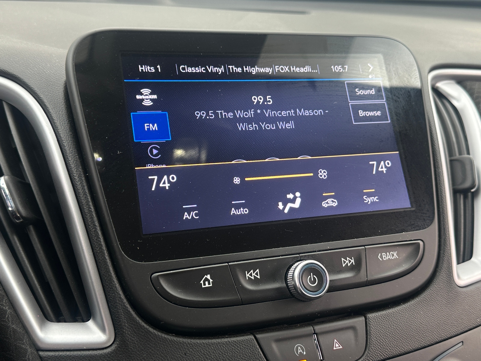 Thumbnail: 2023 Chevrolet Malibu - 4