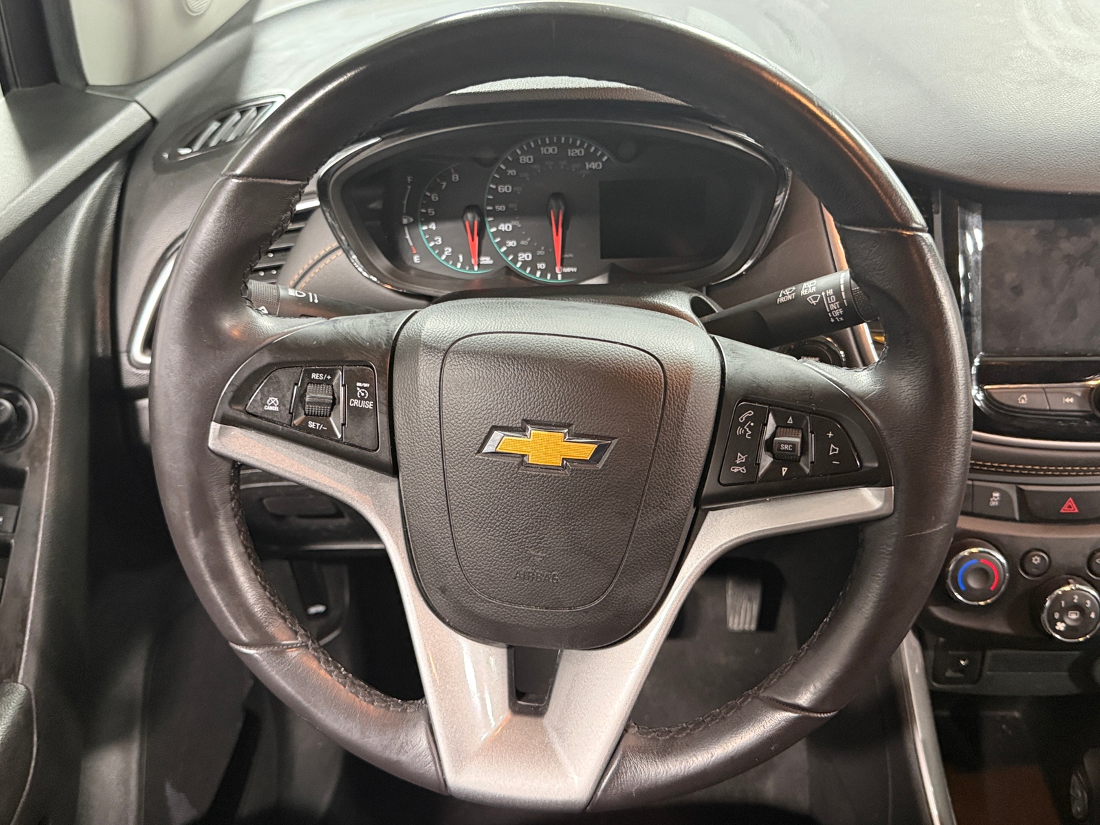 Thumbnail: 2022 Chevrolet Trax - 5