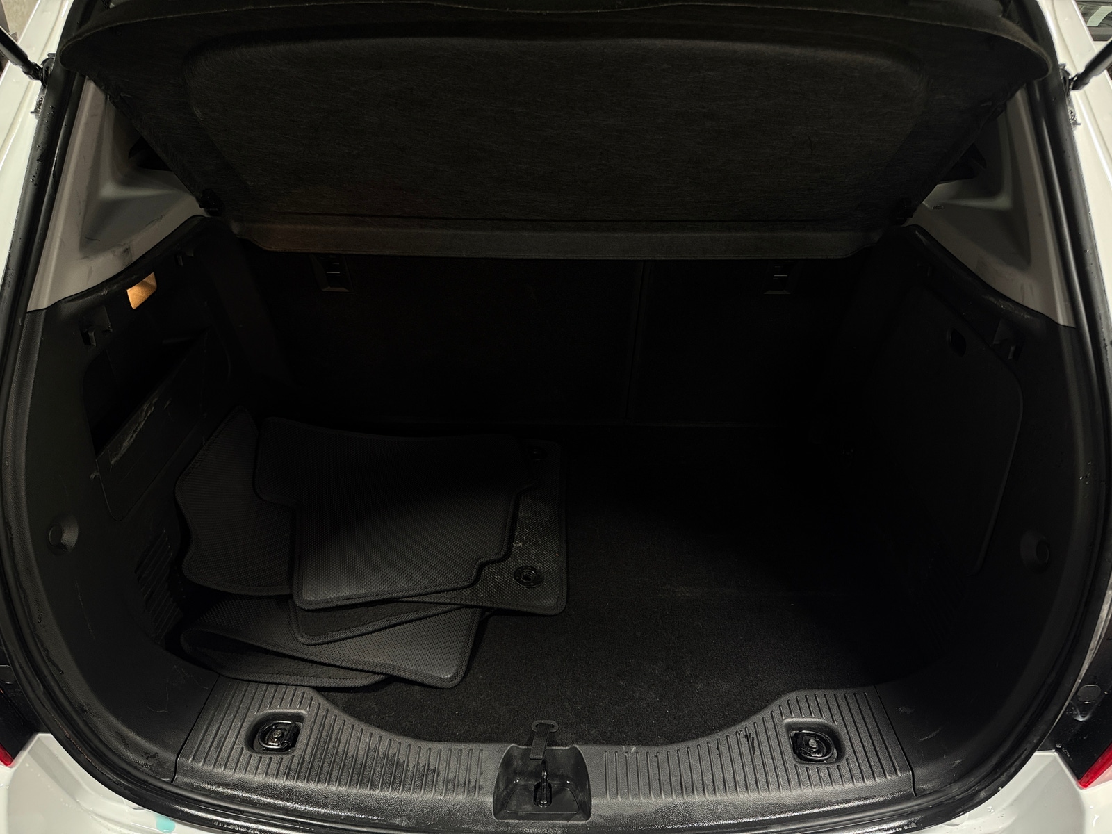 Thumbnail: 2022 Chevrolet Trax - 7