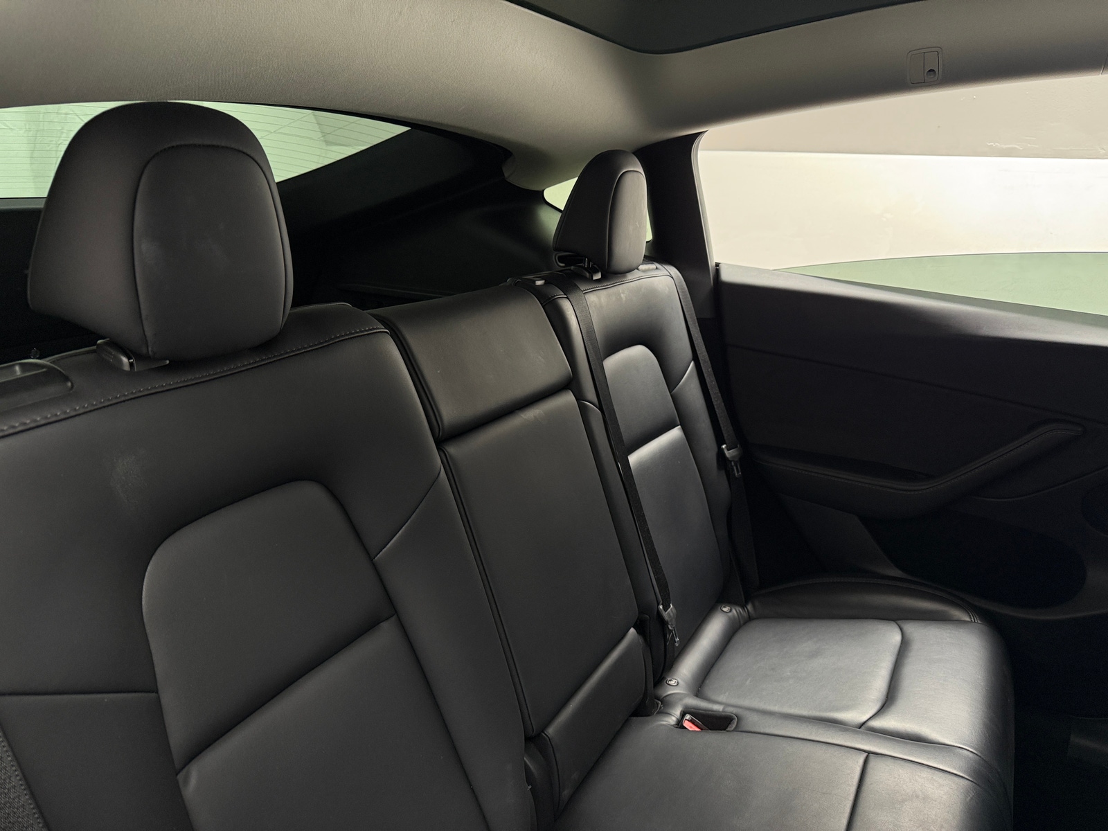 Thumbnail: 2022 Tesla Model Y - 5