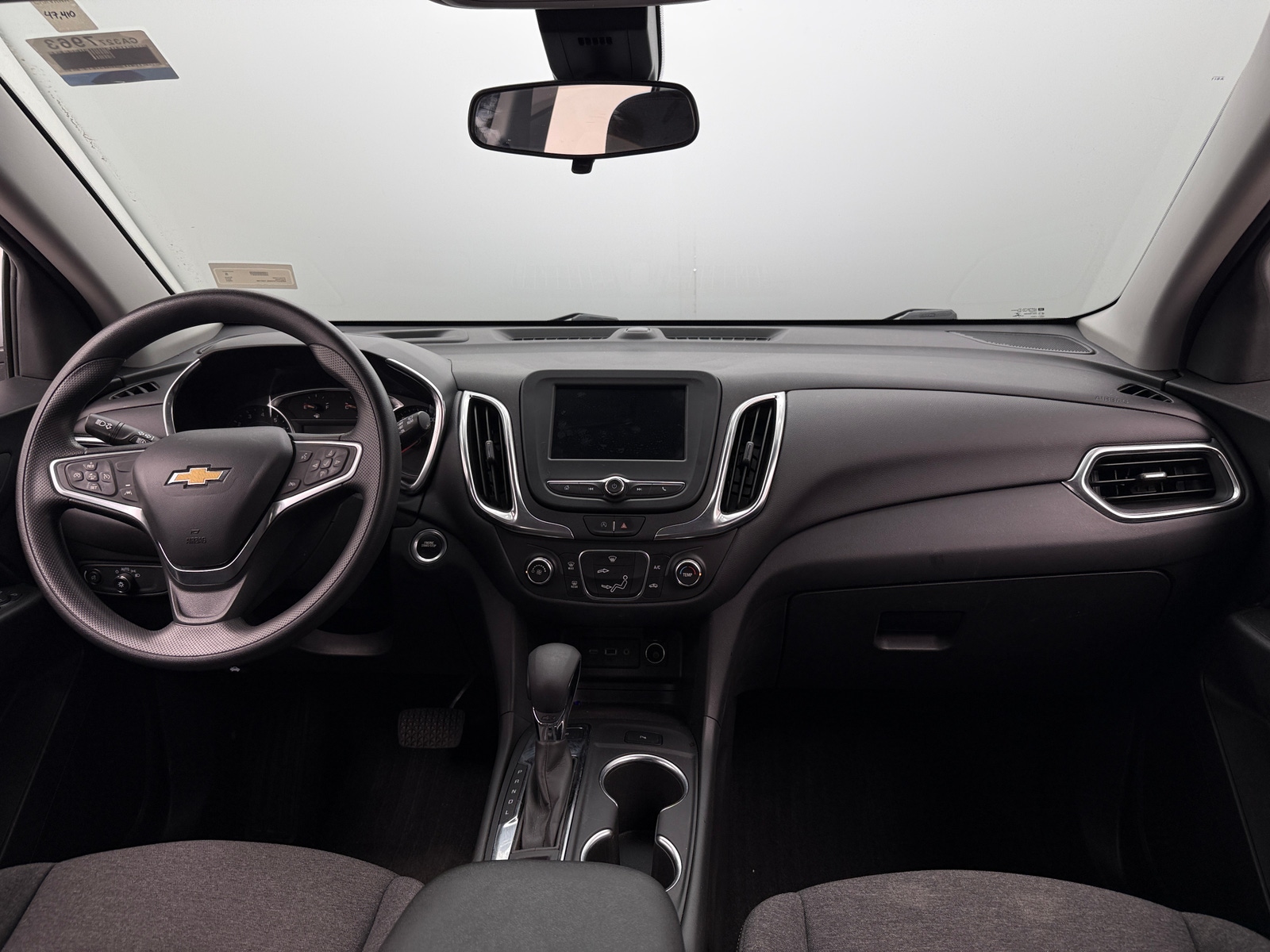 Thumbnail: 2022 Chevrolet Equinox - 3