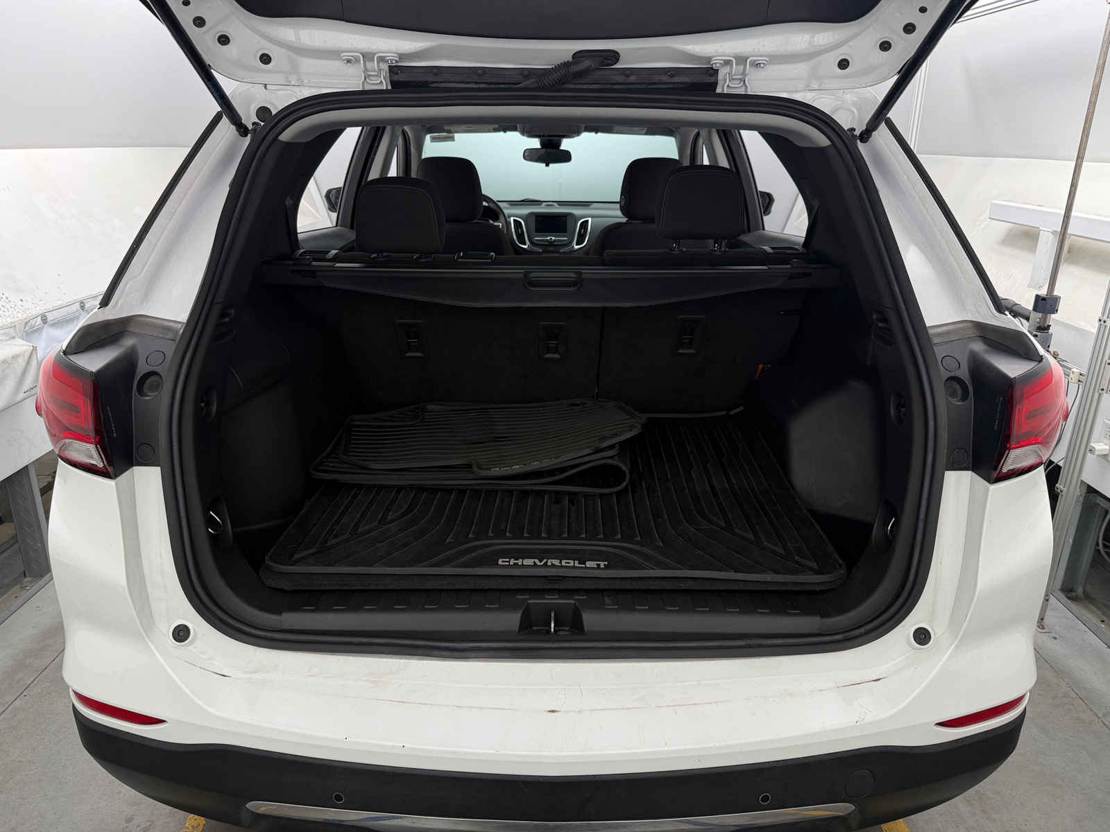 Thumbnail: 2022 Chevrolet Equinox - 7