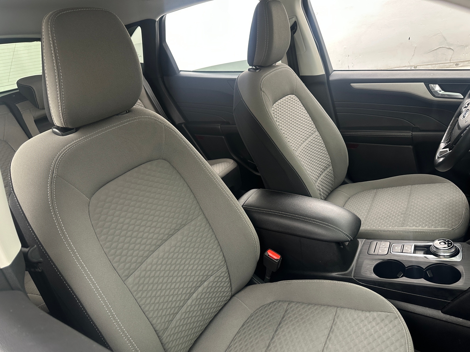 Thumbnail: 2021 Ford Escape - 2