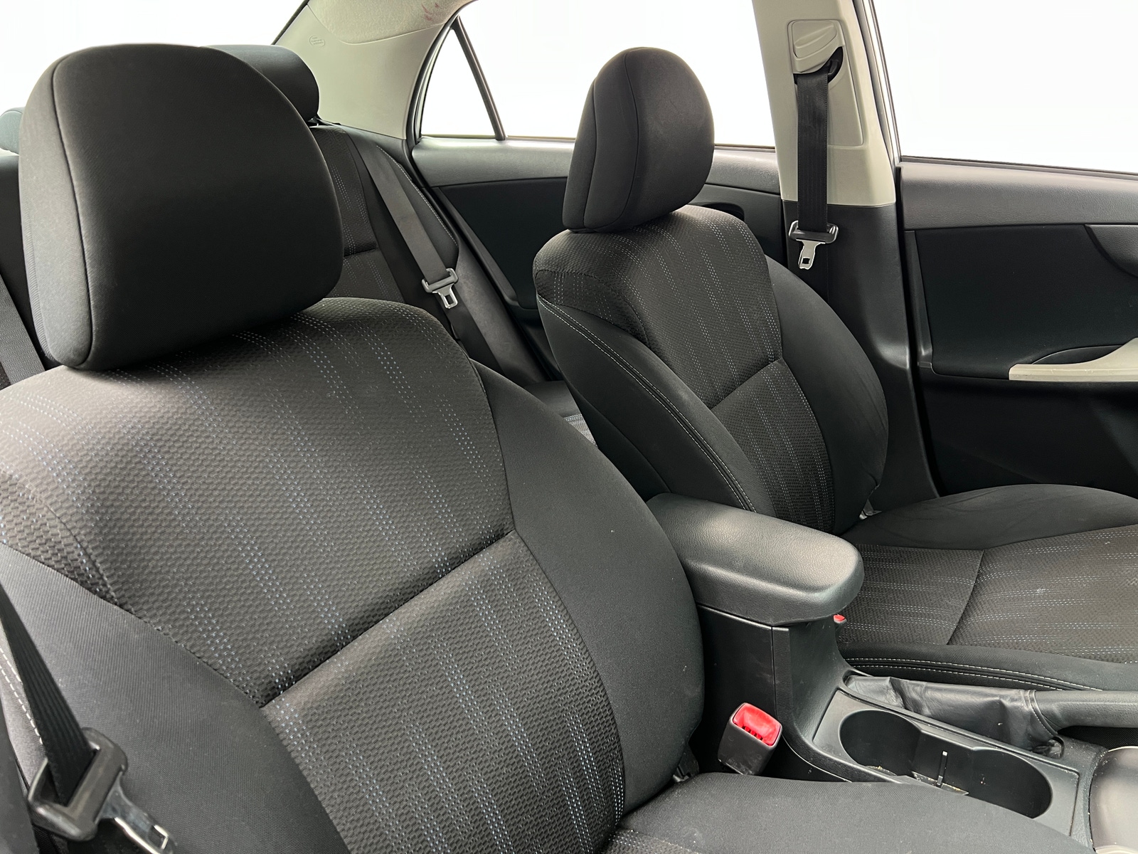 Thumbnail: 2013 Toyota Corolla - 2