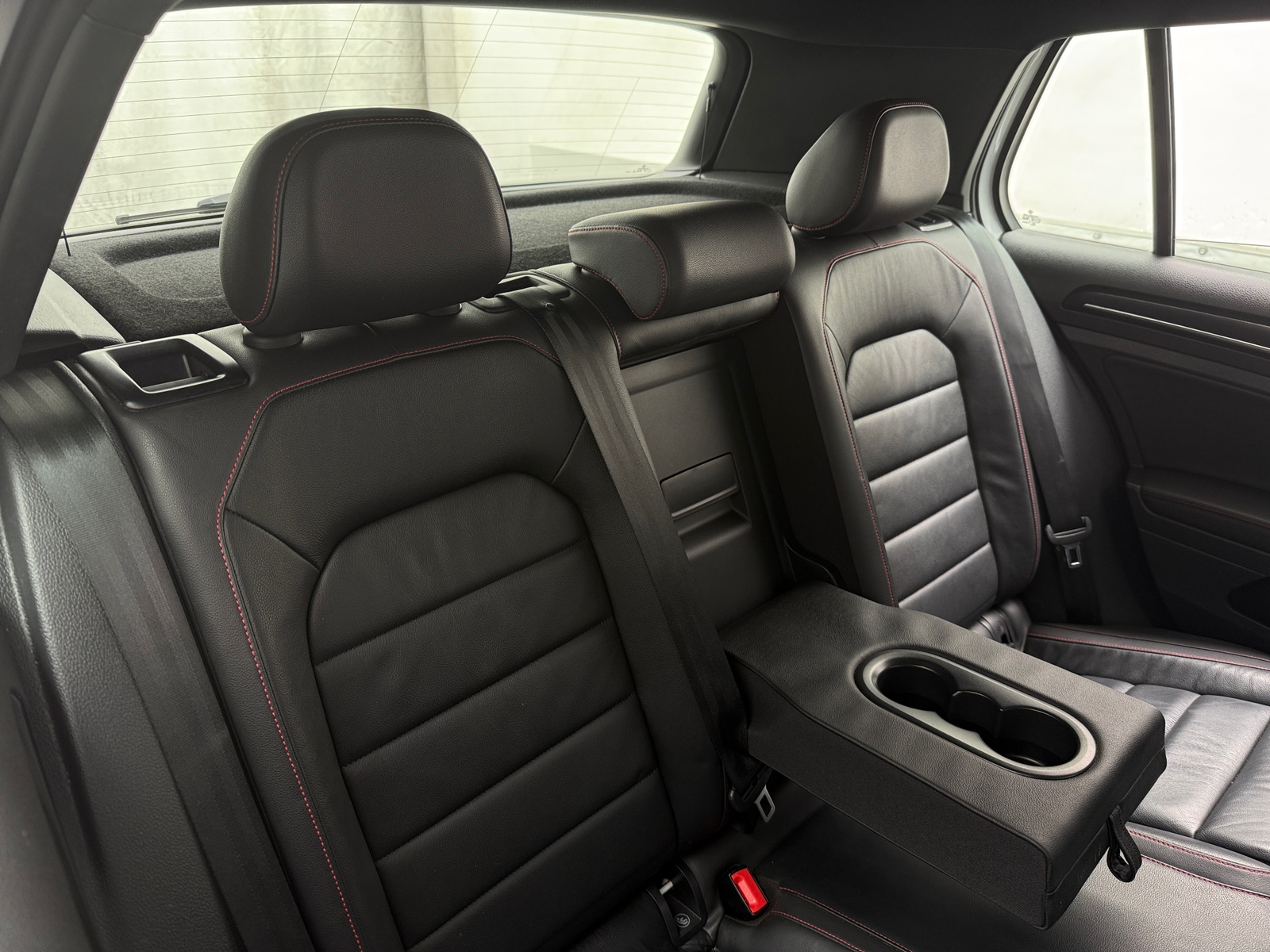 Thumbnail: 2015 Volkswagen Golf - 5