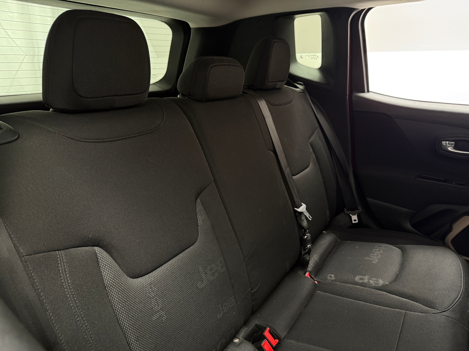 Thumbnail: 2016 Jeep Renegade - 6